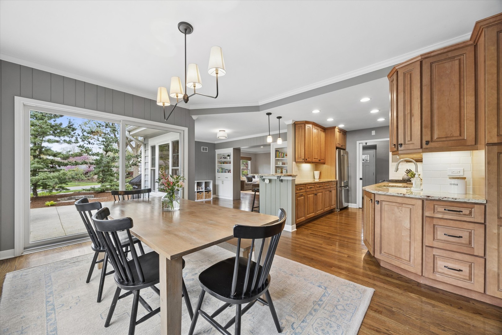 Glen Ellyn, IL 60137