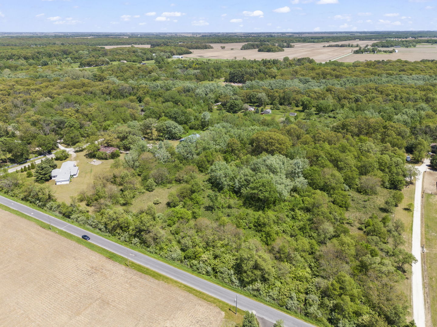 37215 Darby Road, Custer Park, IL 60481