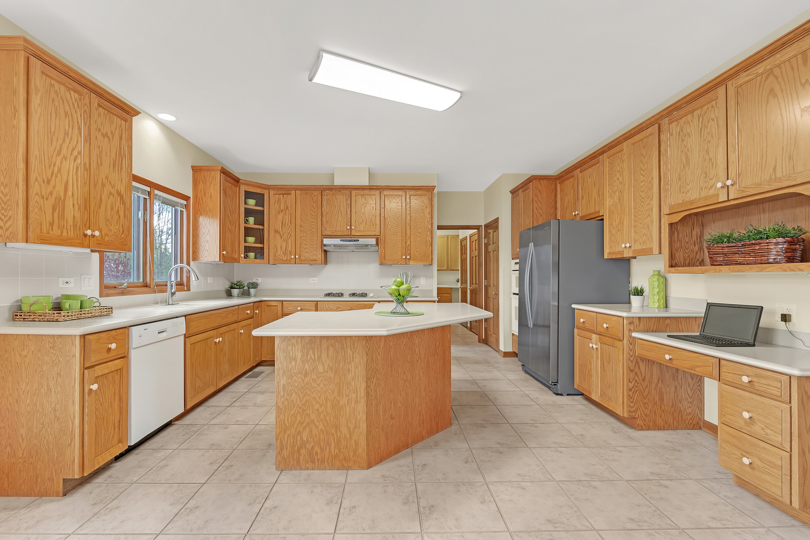 Naperville, IL 60540