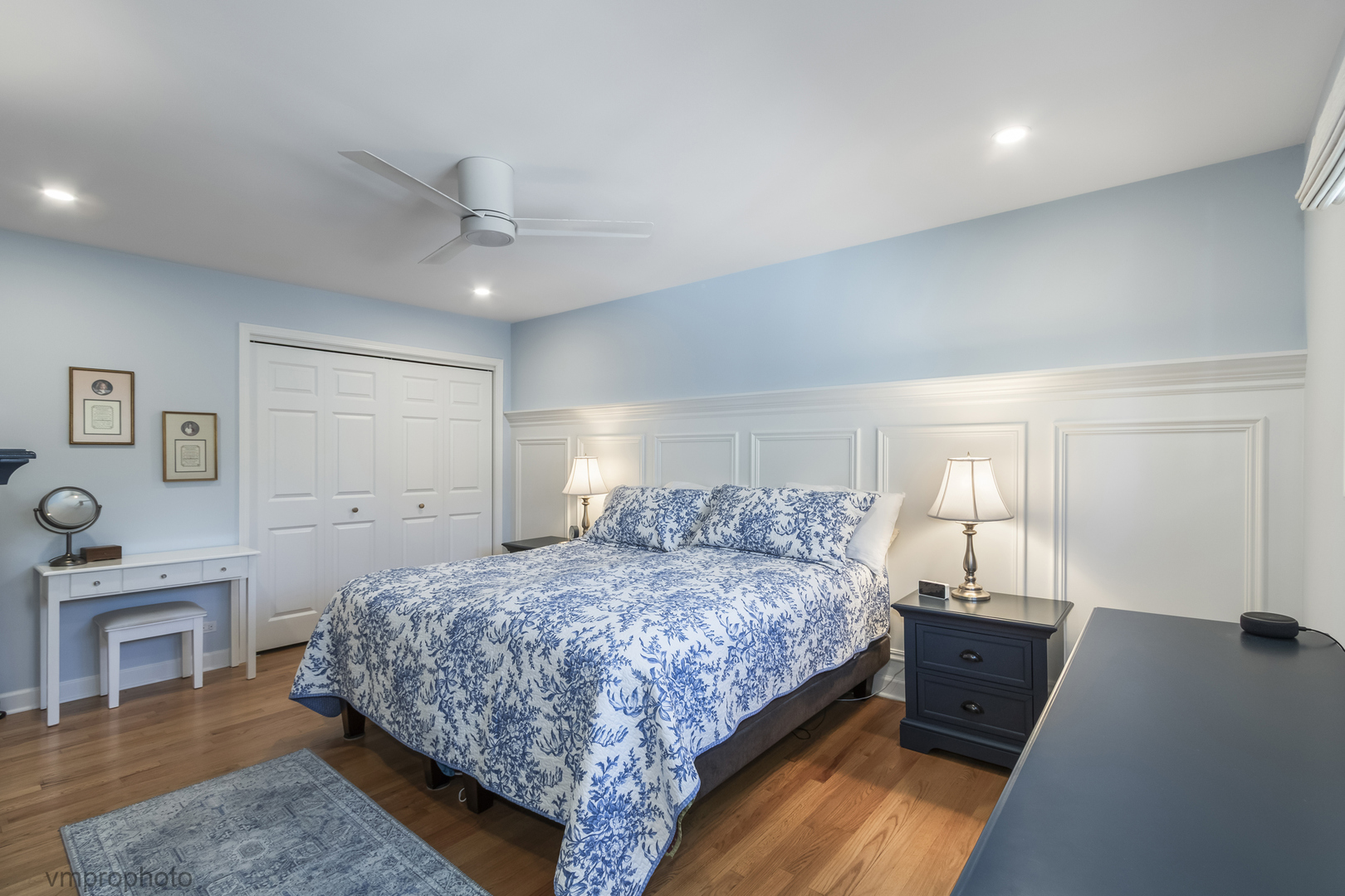 901 Crestfield Avenue, Libertyville, IL 60048