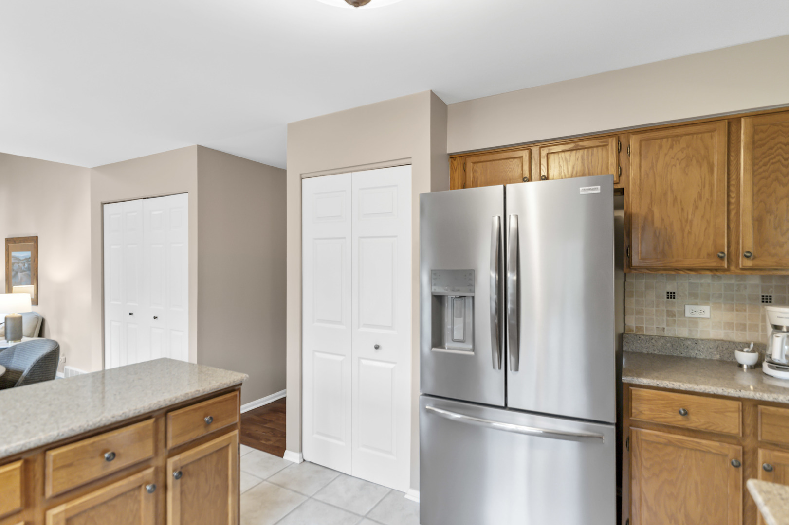 713 Hackberry Court, Bartlett, IL 60103