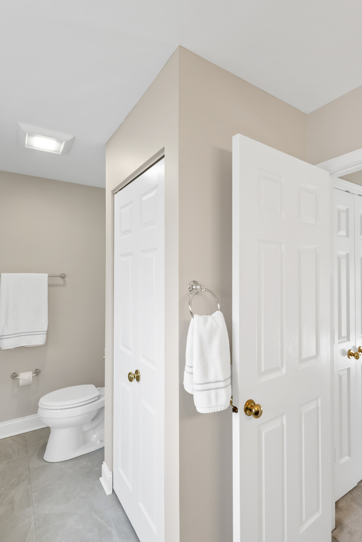 713 Hackberry Court, Bartlett, IL 60103