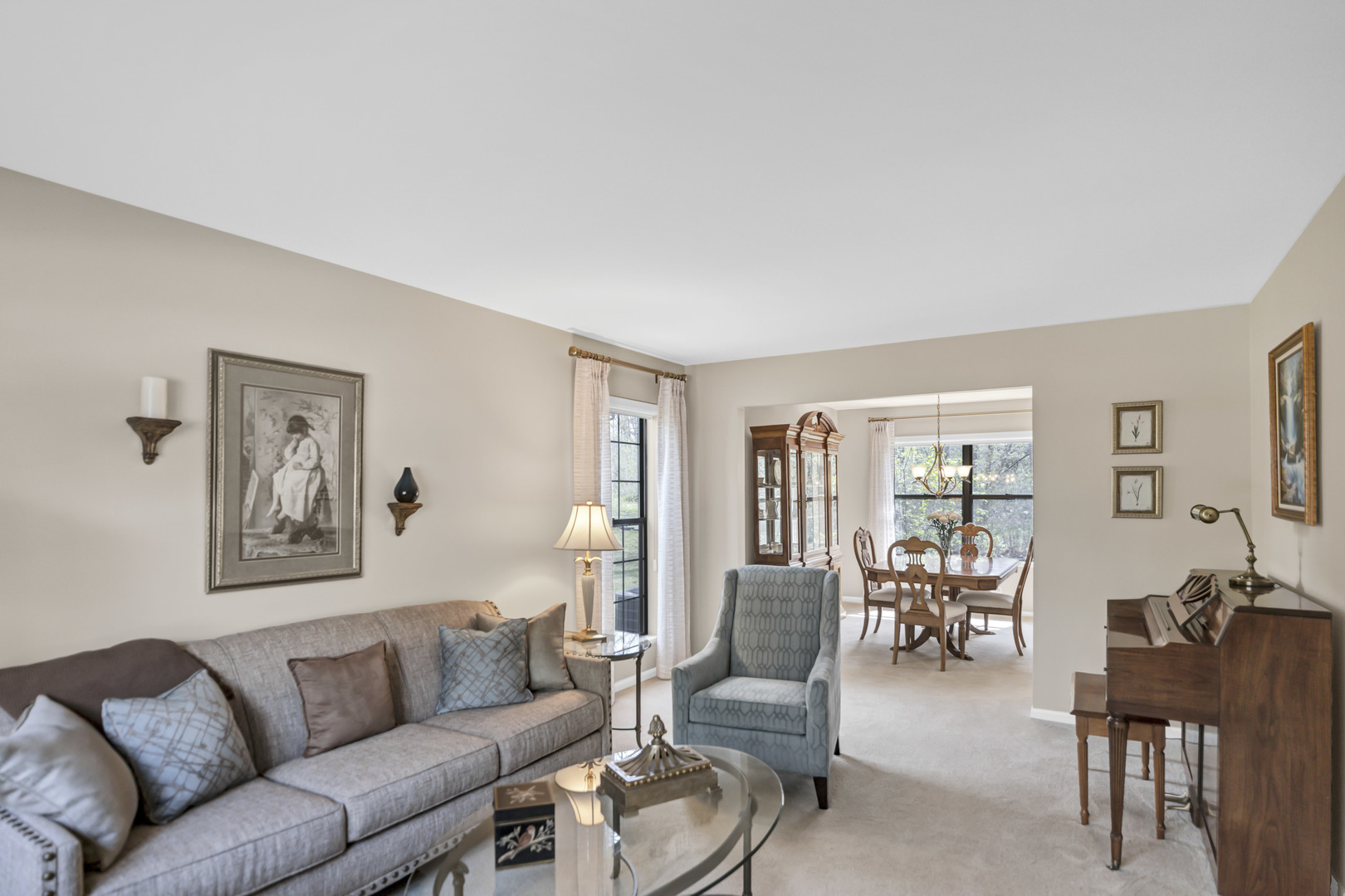 713 Hackberry Court, Bartlett, IL 60103