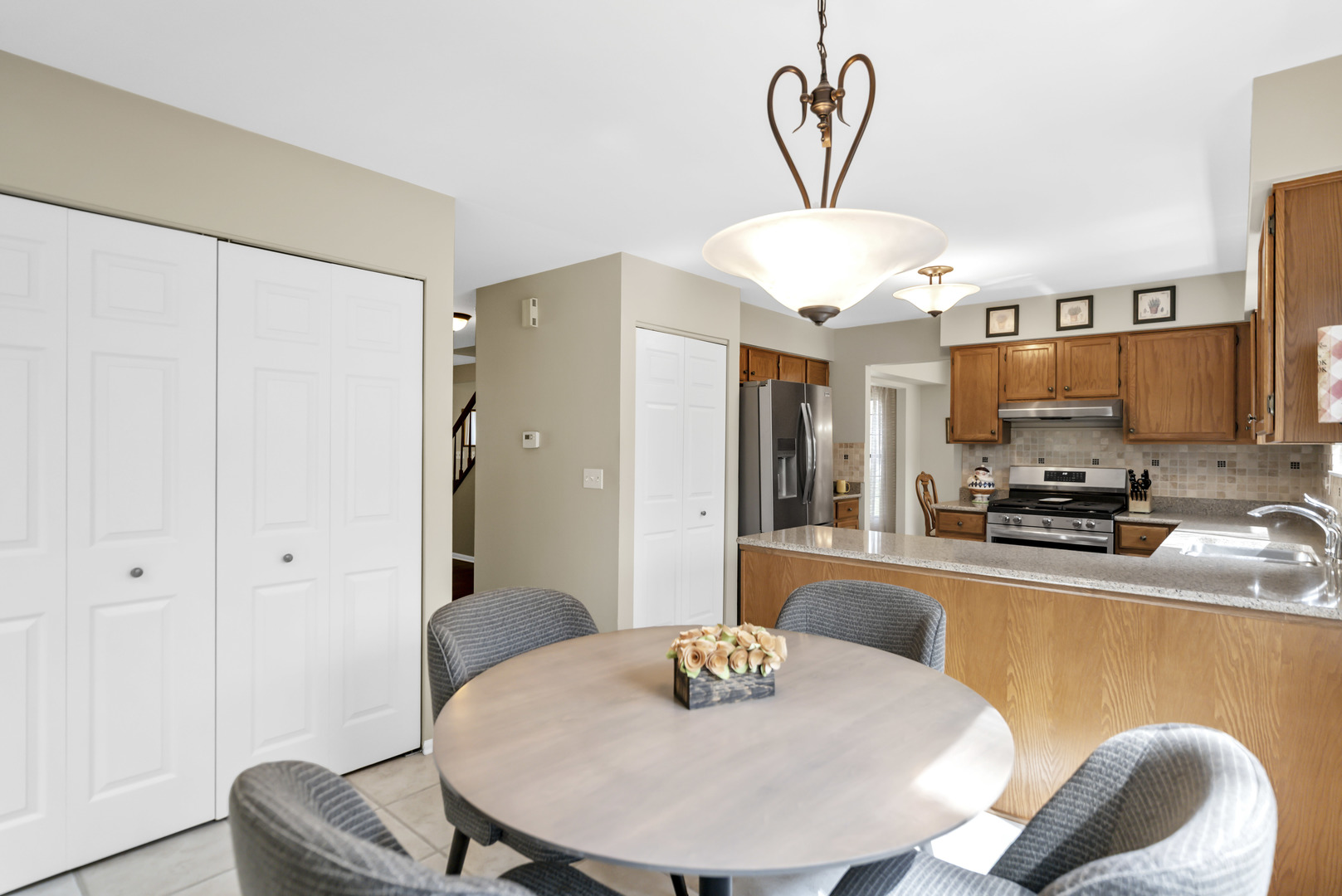 713 Hackberry Court, Bartlett, IL 60103