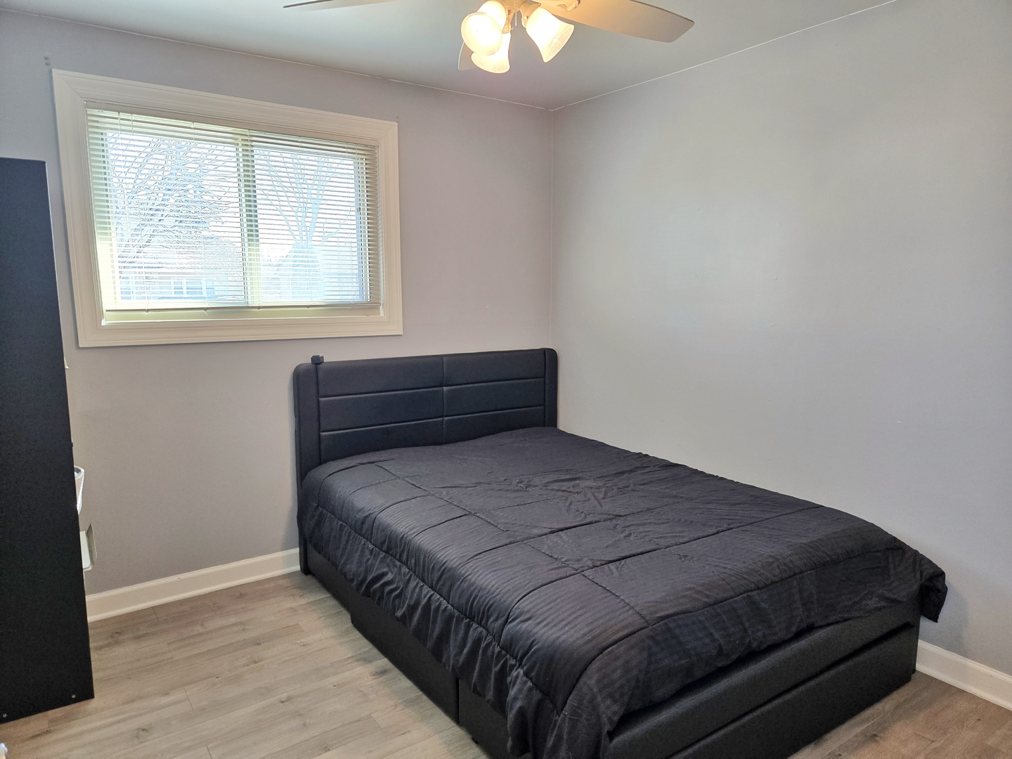 980 W Grant Drive, Des Plaines, IL 60016