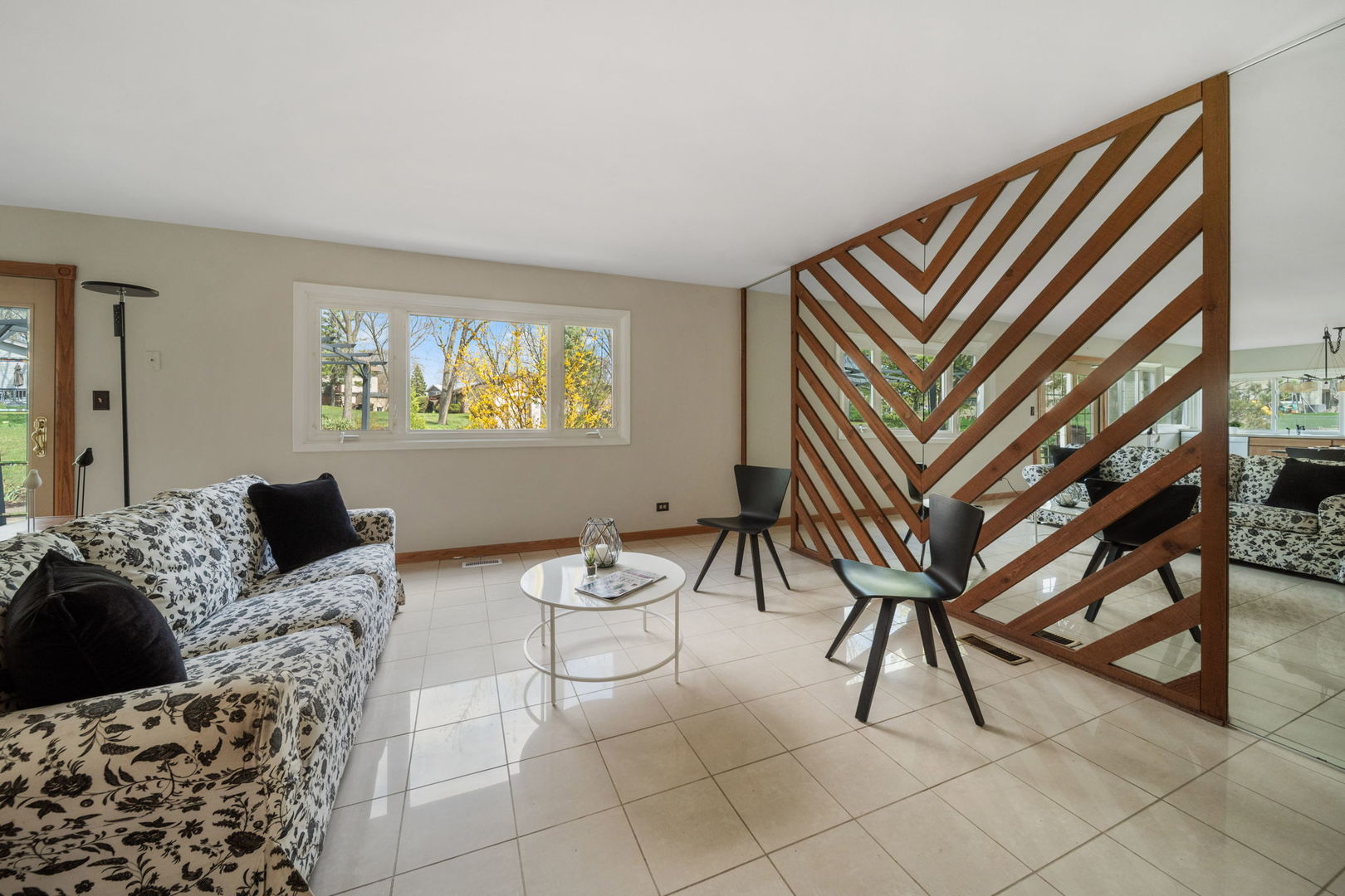 1217 Citation Lane, Hanover Park, IL 60133