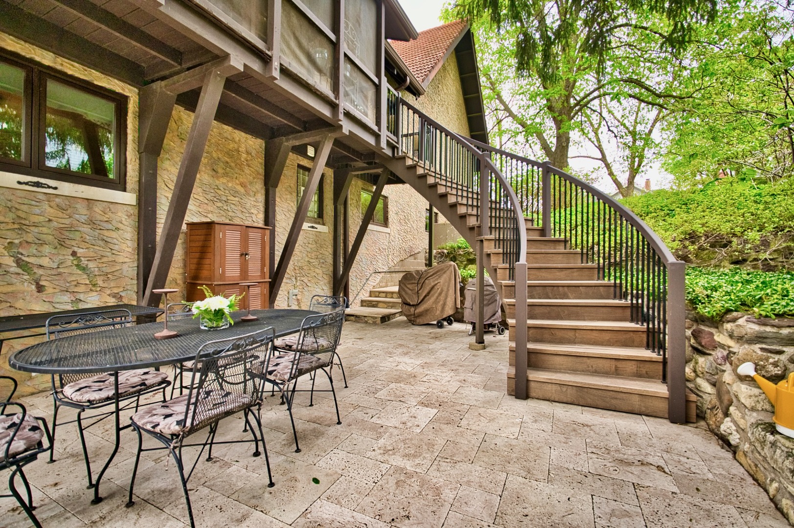 104 N Julian Street, Naperville, IL 60540