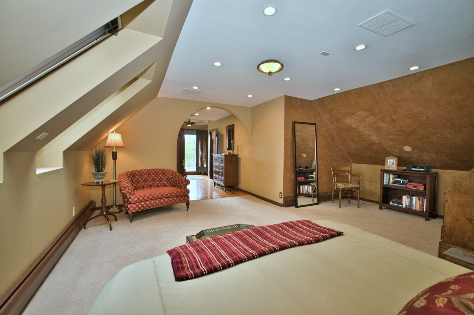 104 N Julian Street, Naperville, IL 60540