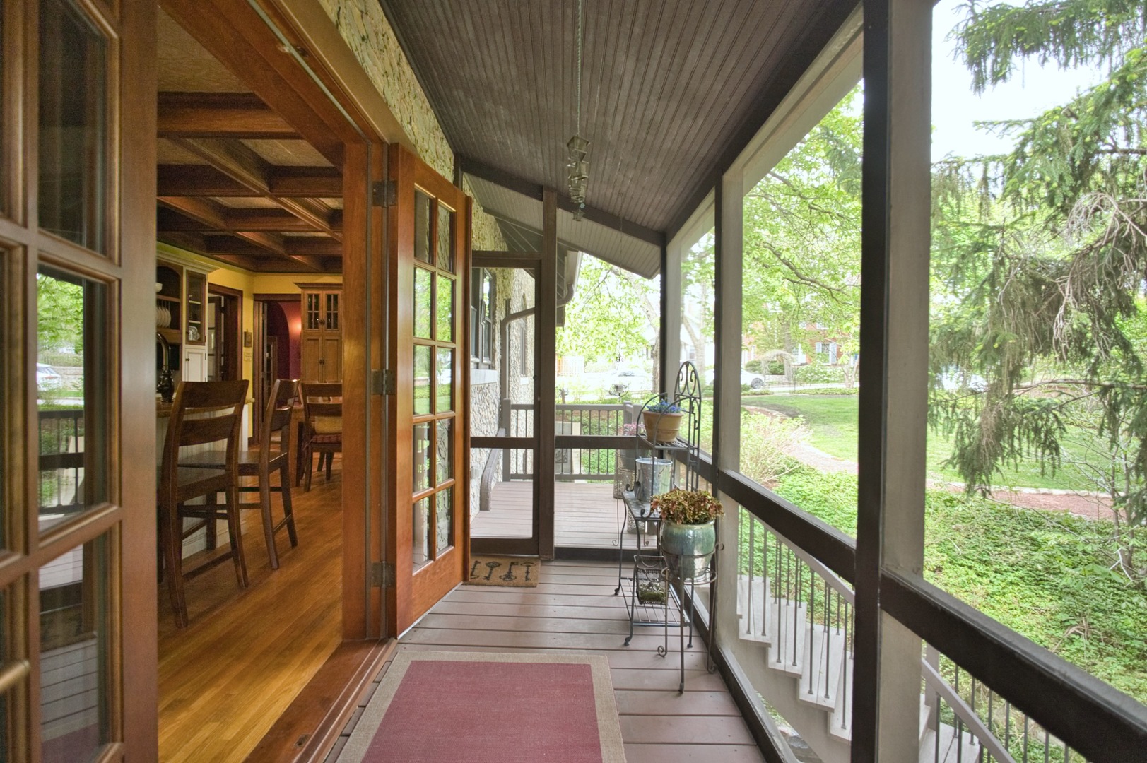 104 N Julian Street, Naperville, IL 60540