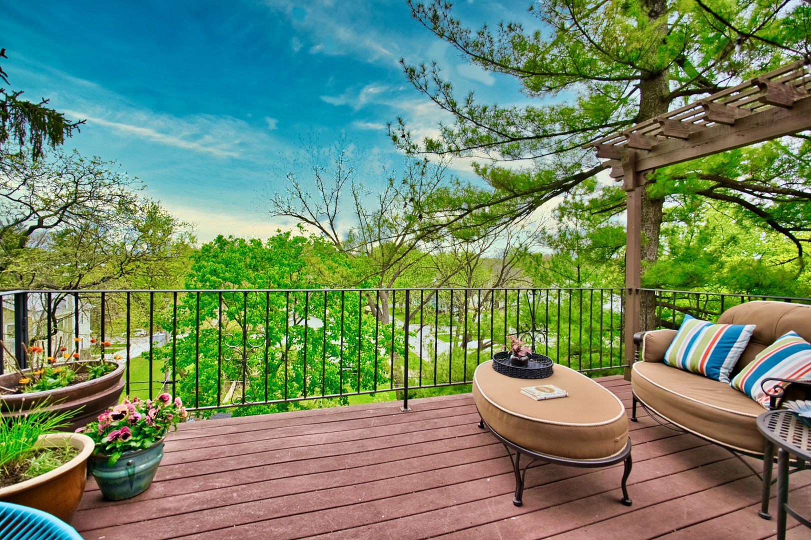 104 N Julian Street, Naperville, IL 60540