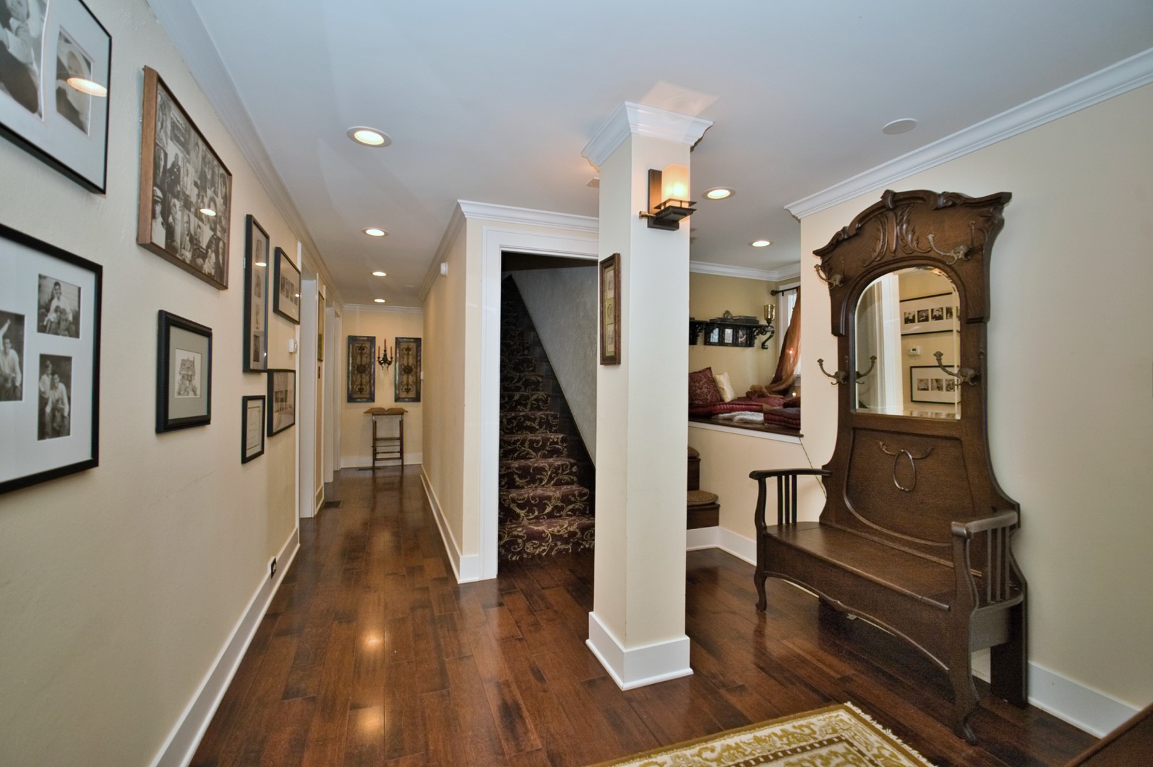 104 N Julian Street, Naperville, IL 60540