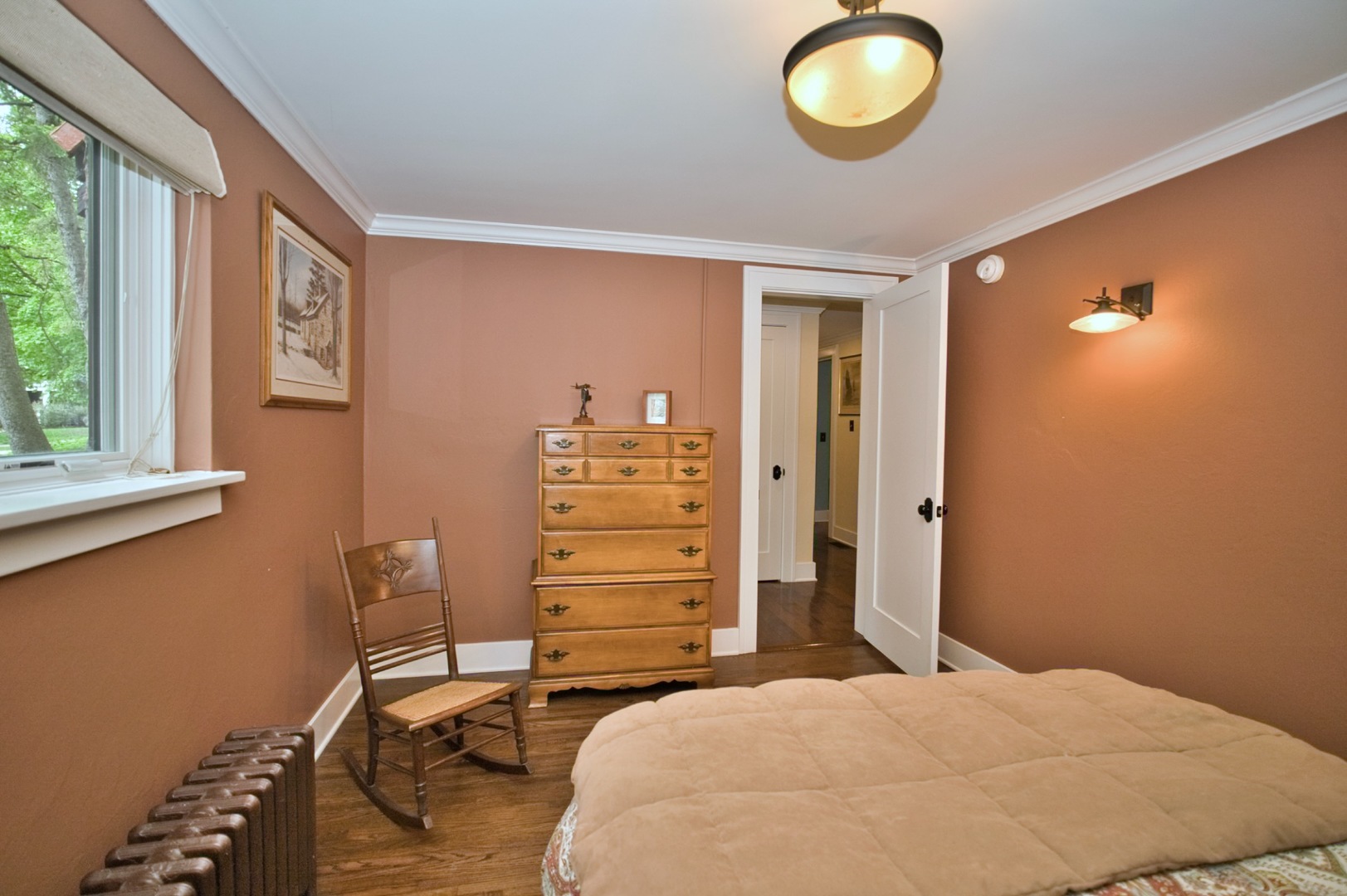 104 N Julian Street, Naperville, IL 60540