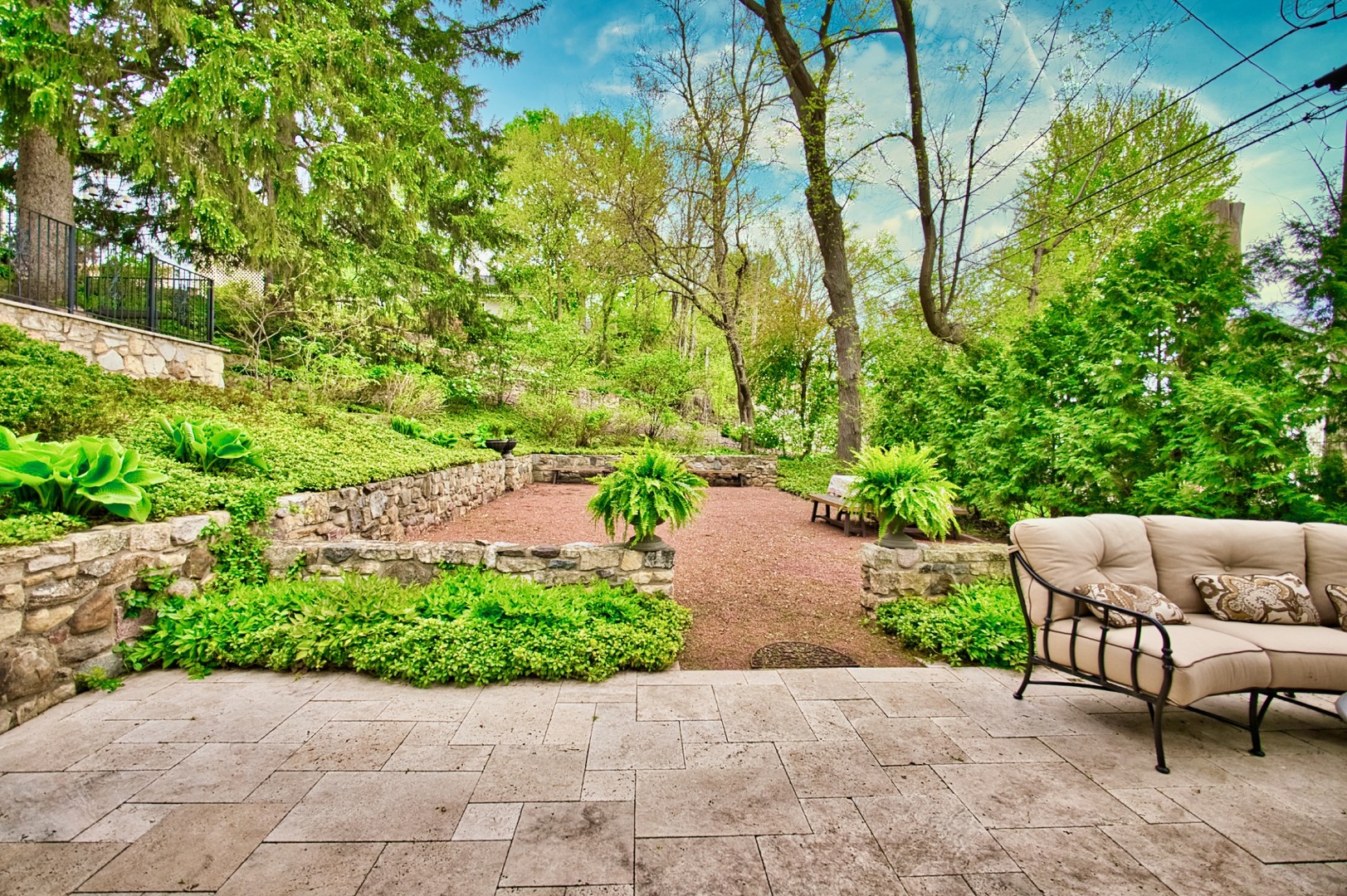 104 N Julian Street, Naperville, IL 60540