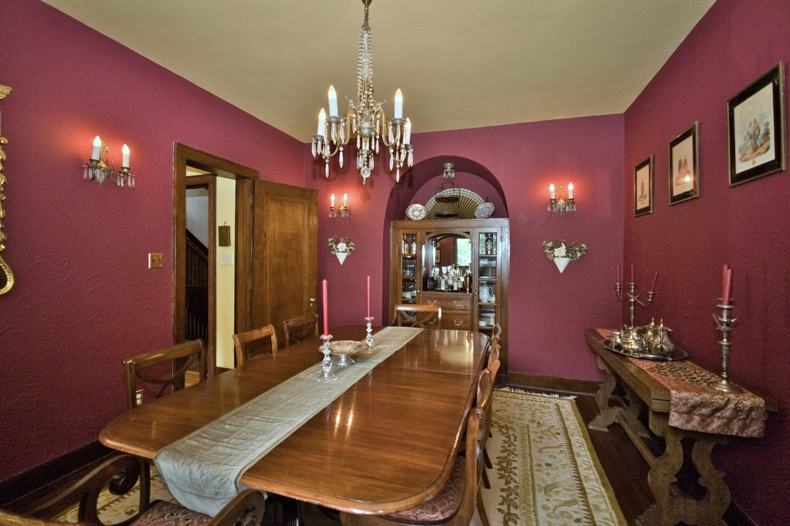 104 N Julian Street, Naperville, IL 60540