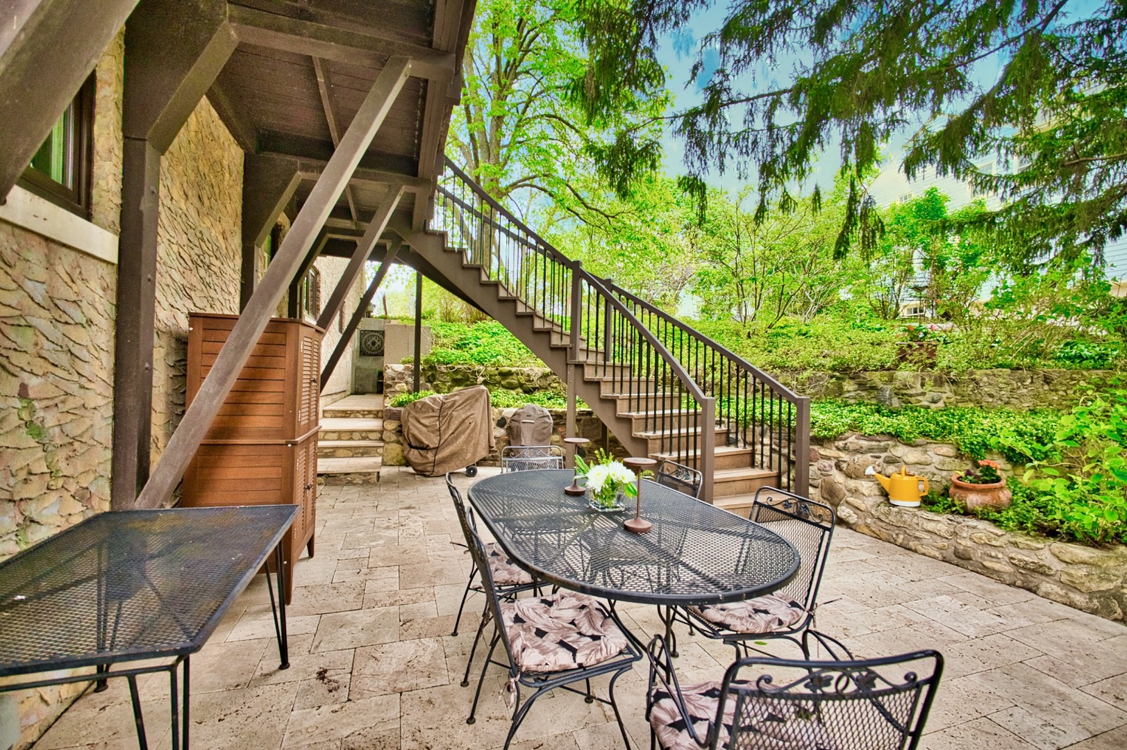 104 N Julian Street, Naperville, IL 60540