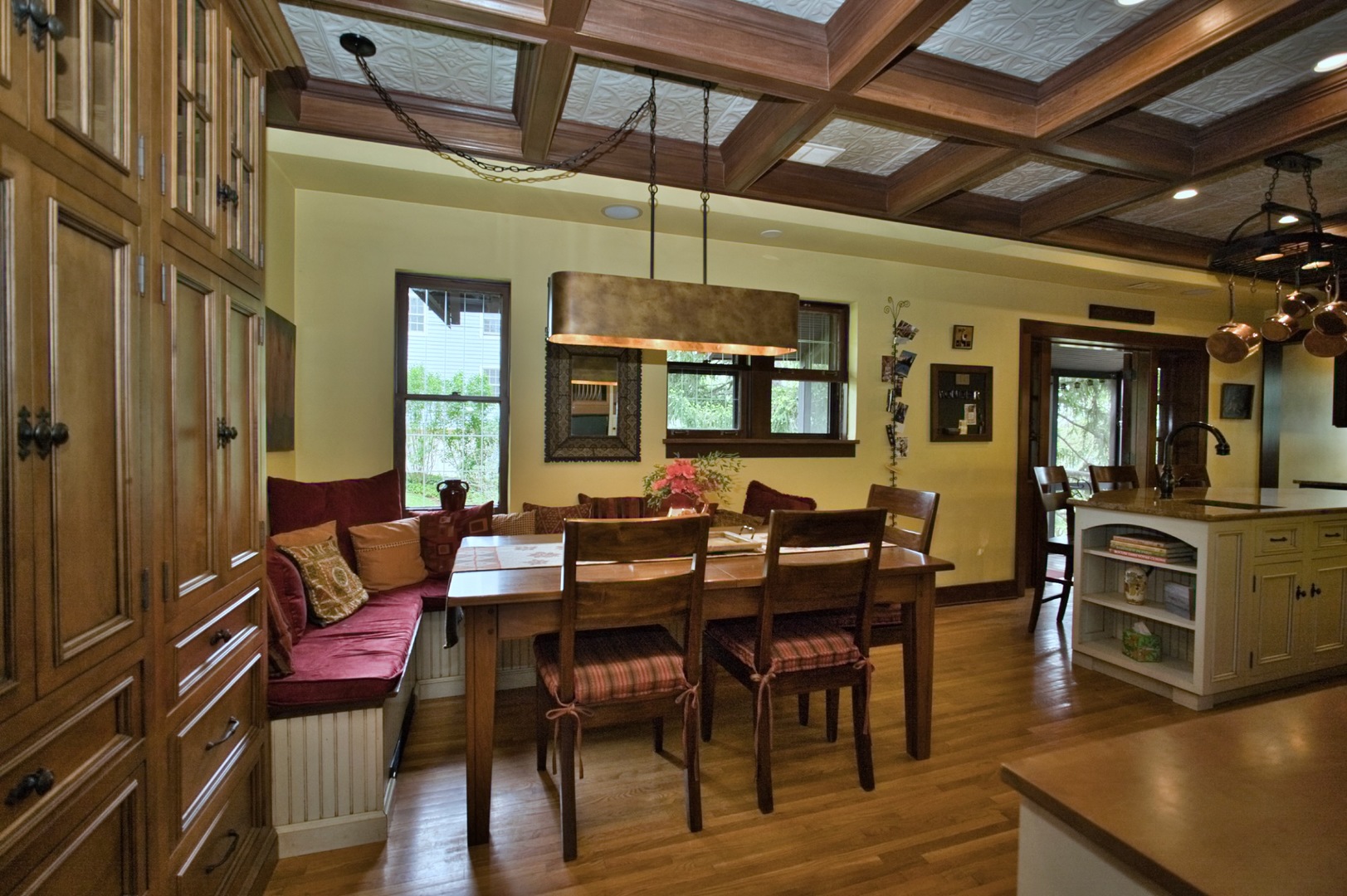 104 N Julian Street, Naperville, IL 60540