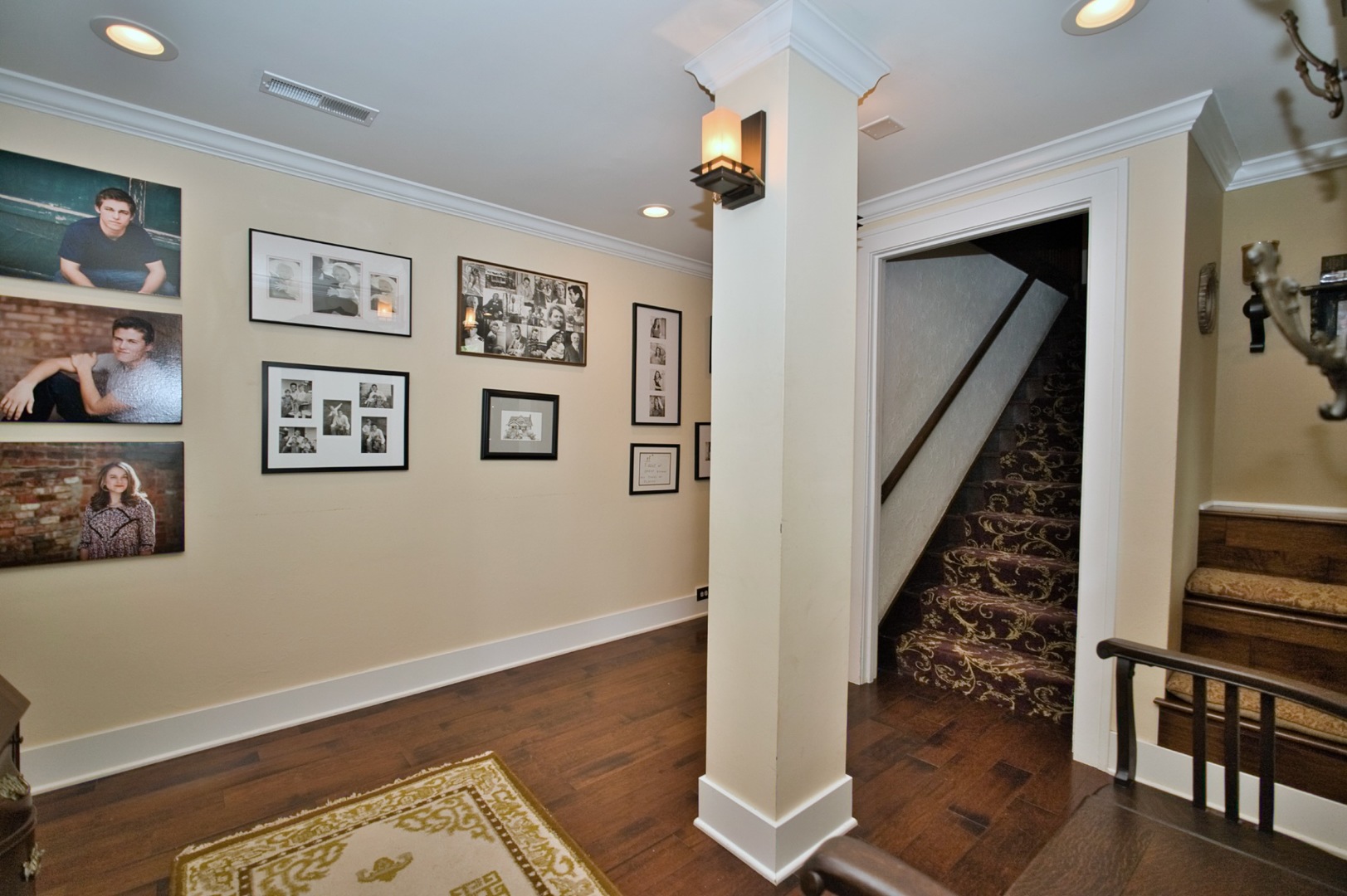 104 N Julian Street, Naperville, IL 60540
