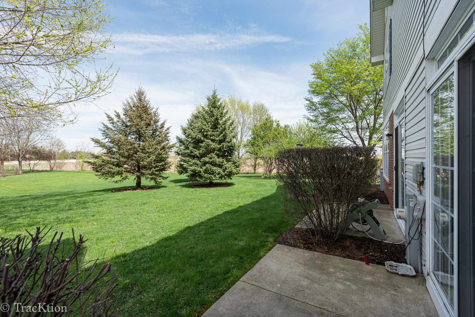 104 Concord Drive, Oswego, IL 60543