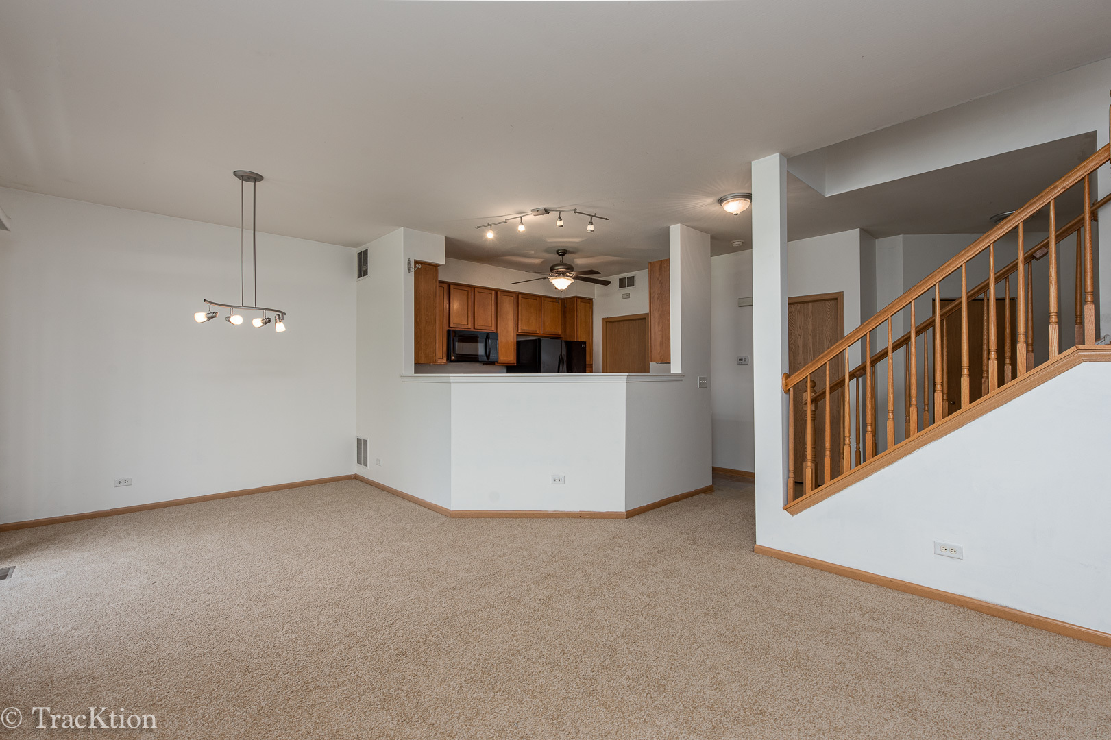 104 Concord Drive, Oswego, IL 60543