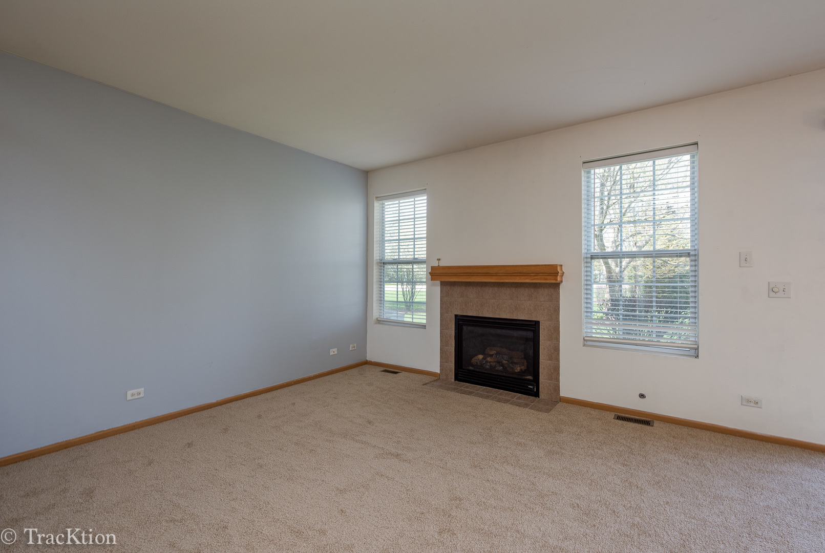 104 Concord Drive, Oswego, IL 60543