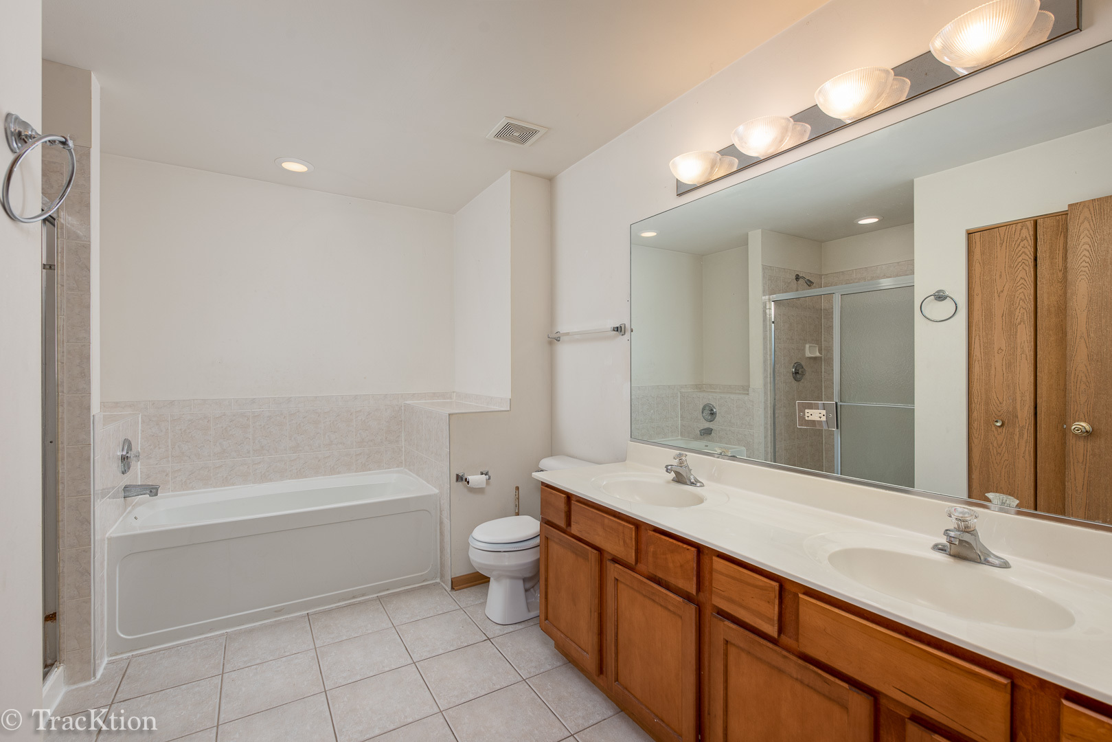 104 Concord Drive, Oswego, IL 60543