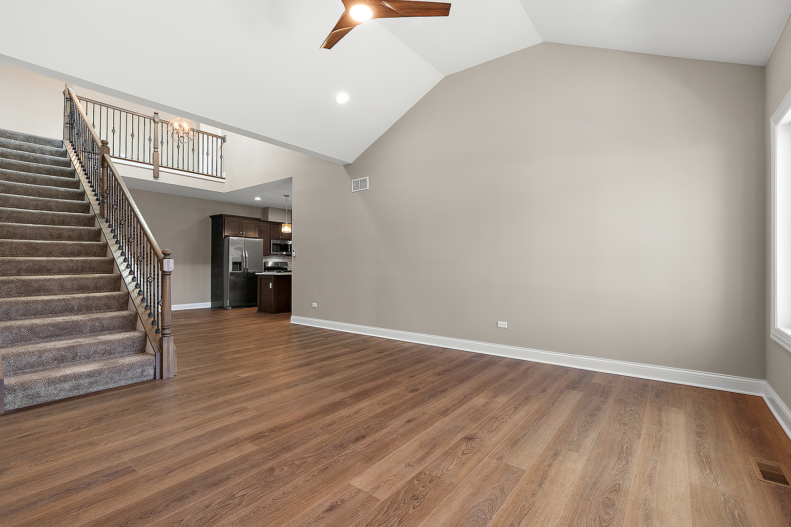 628 Prairie Crossing Drive, New Lenox, IL 60451