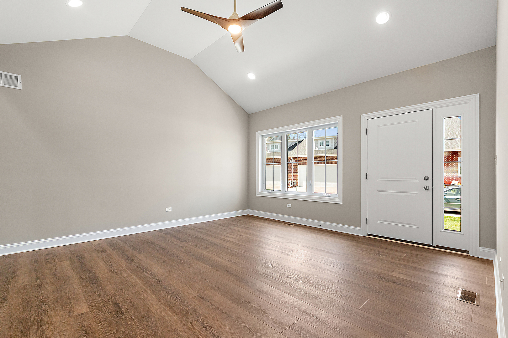 628 Prairie Crossing Drive, New Lenox, IL 60451