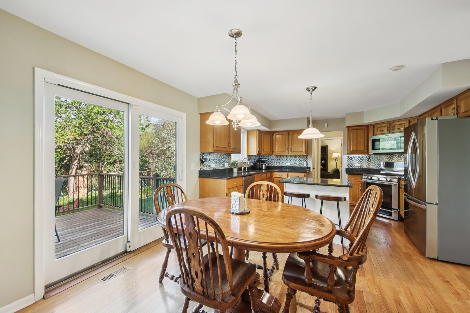 384 Whitney Drive, Barrington, IL 60010