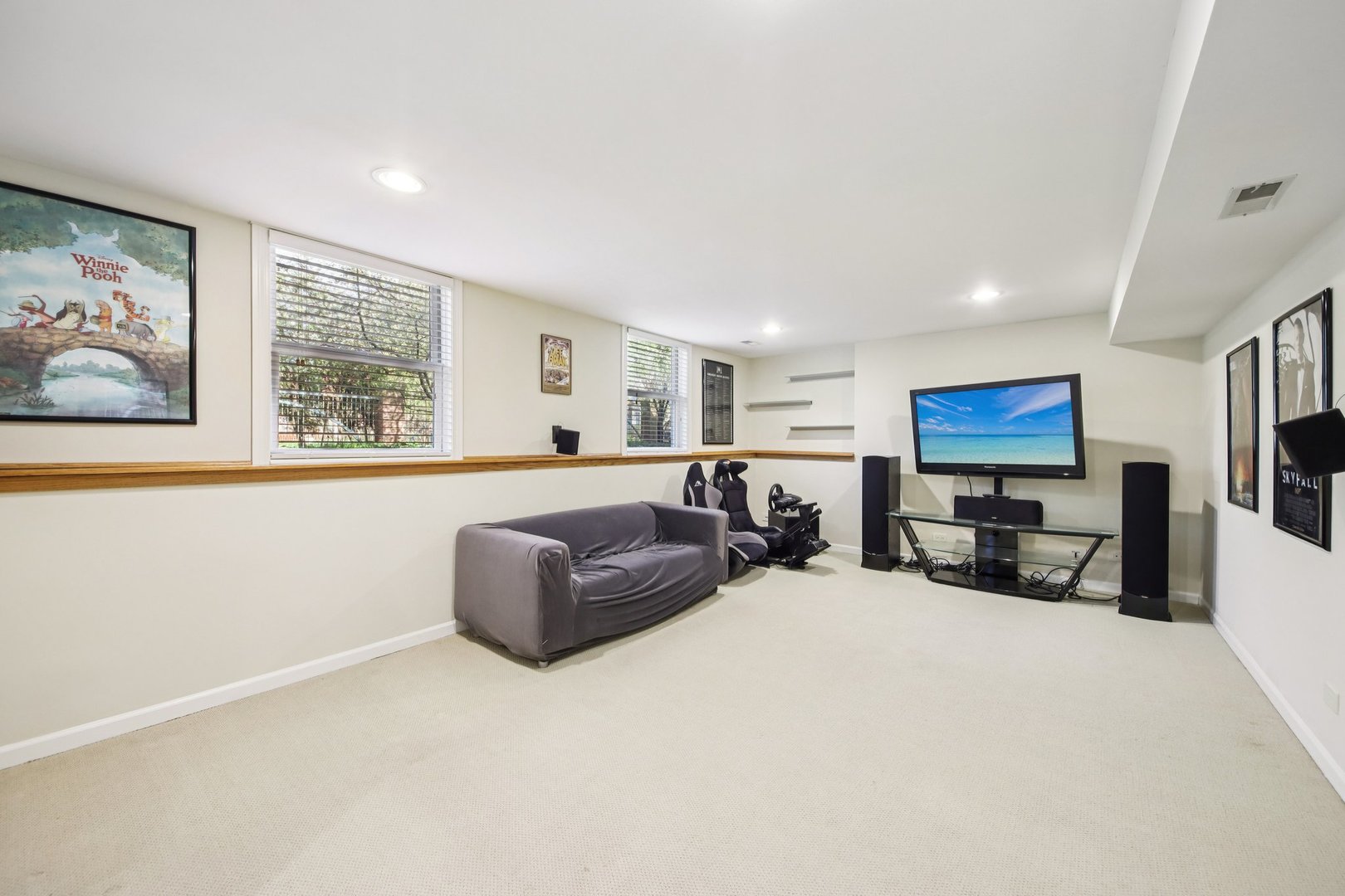 384 Whitney Drive, Barrington, IL 60010