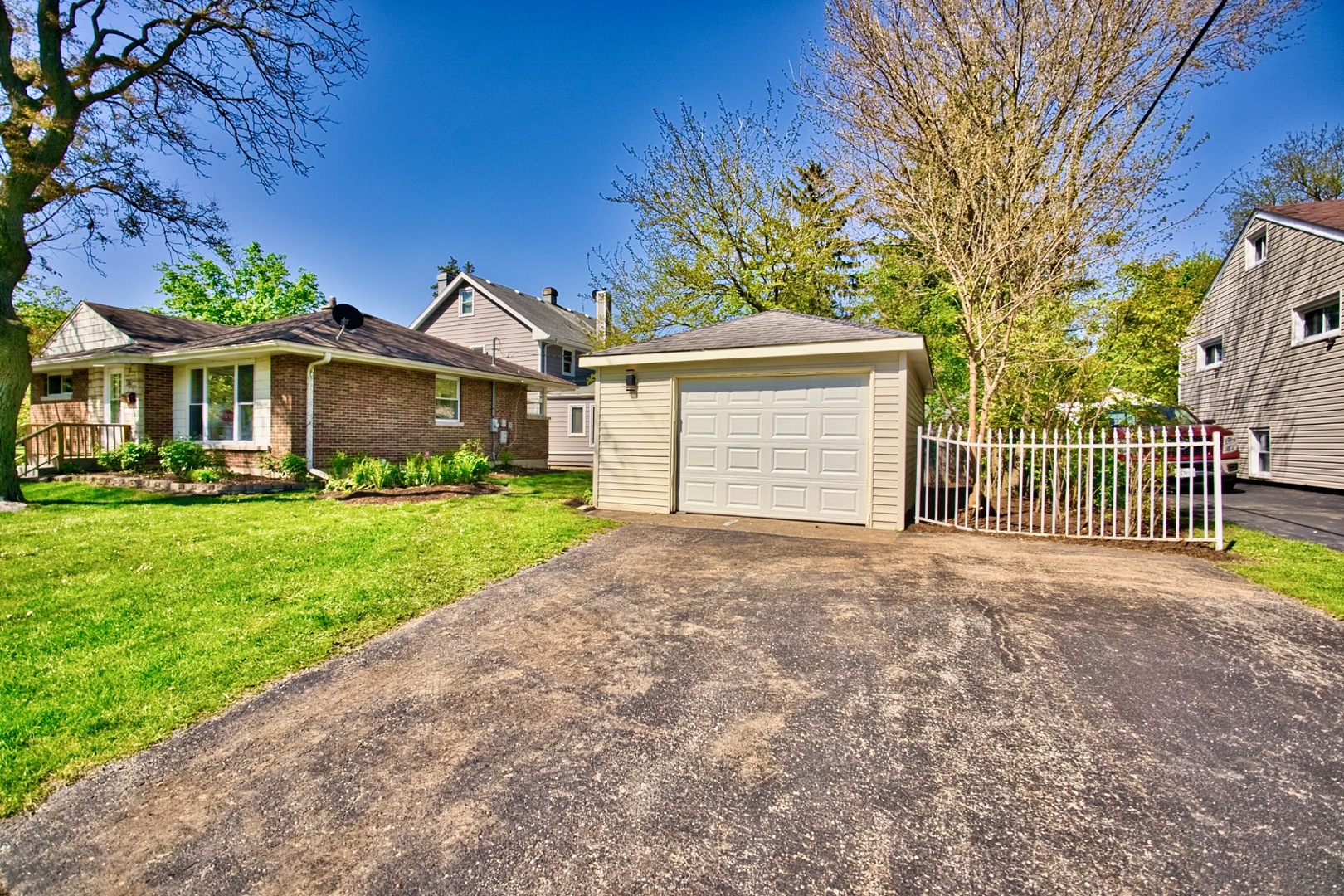 580 S Chase Avenue, Lombard, IL 60148