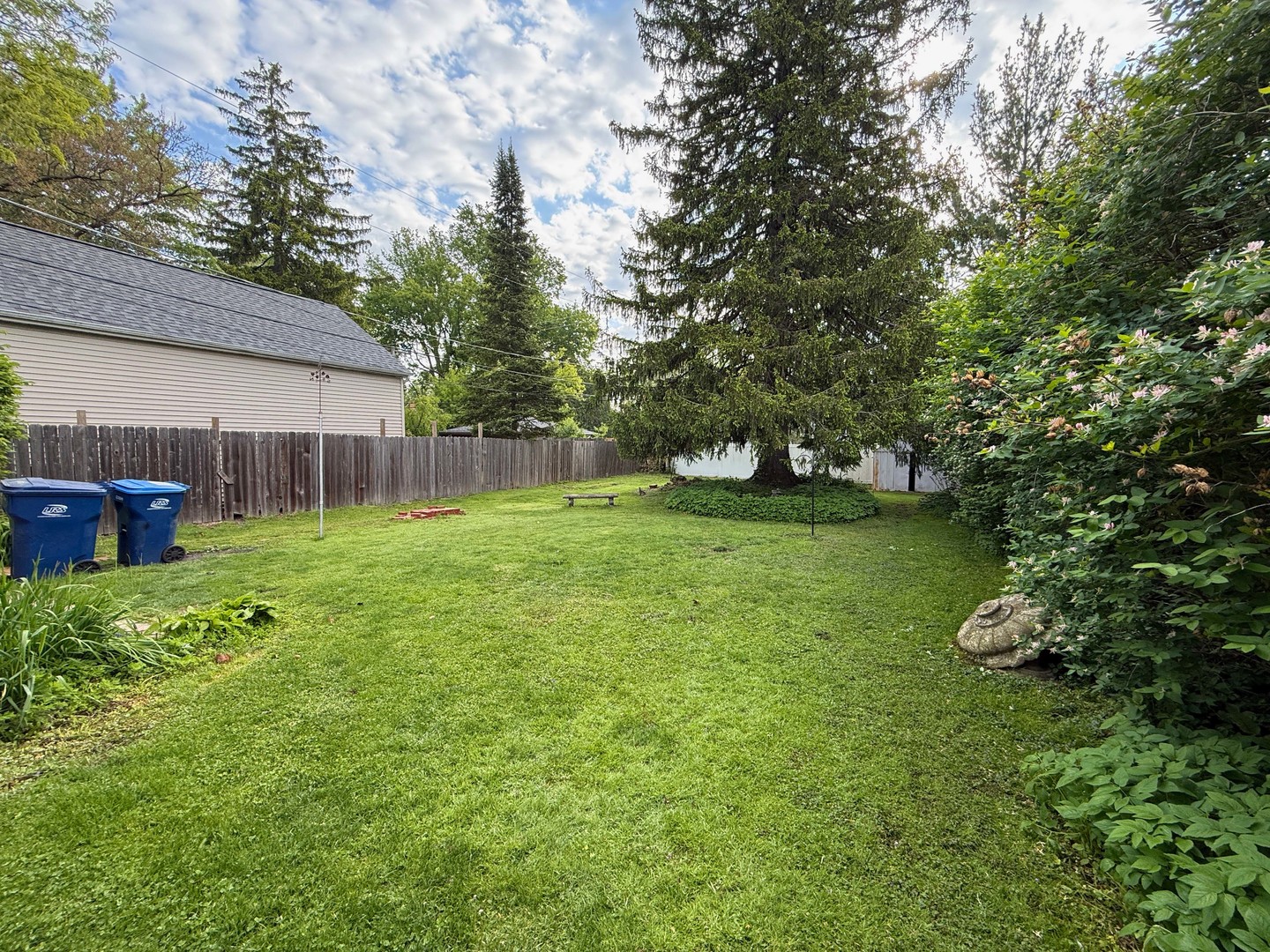 441 S Princeton Avenue, Villa Park, IL 60181