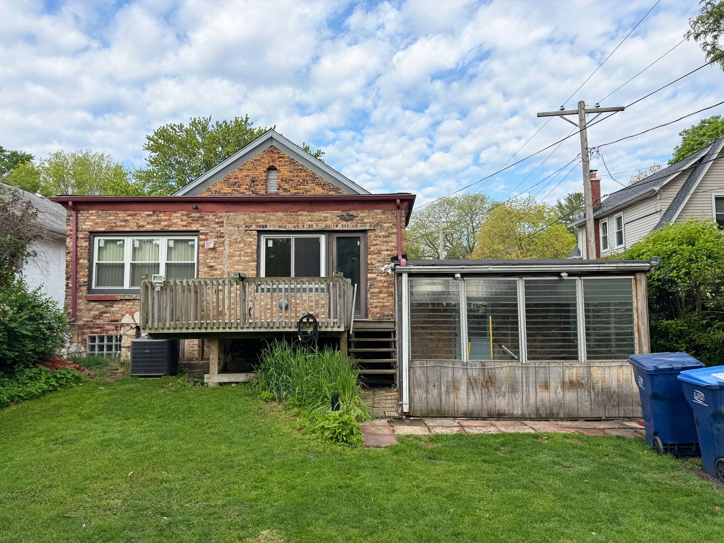 441 S Princeton Avenue, Villa Park, IL 60181