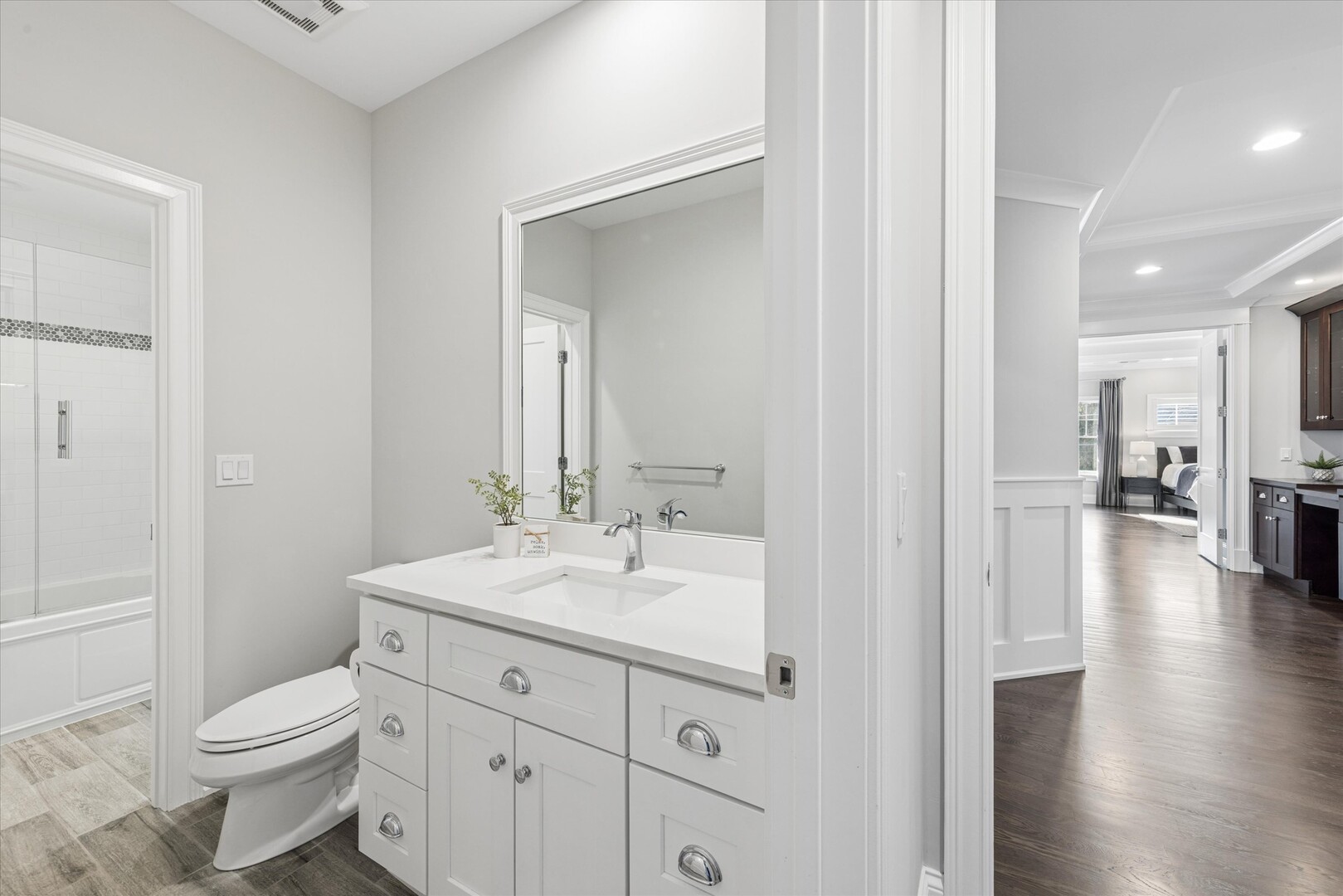 502 S Fairview Avenue, Elmhurst, IL 60126