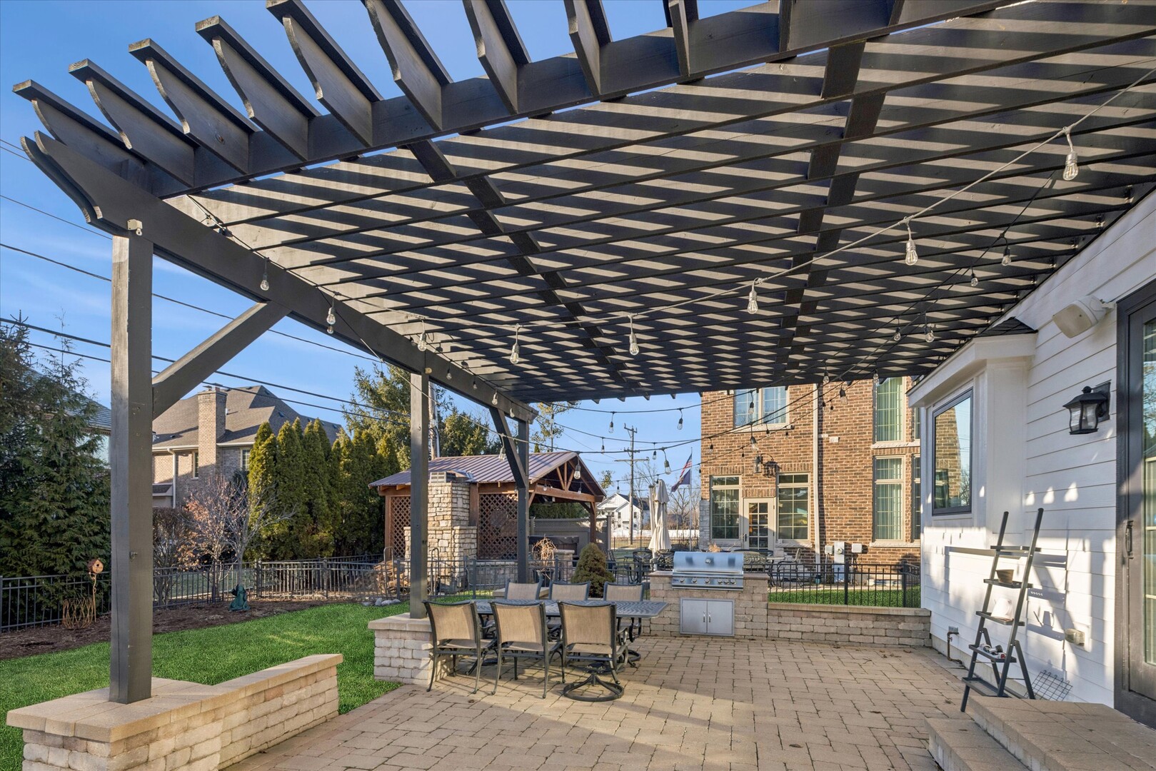 502 S Fairview Avenue, Elmhurst, IL 60126