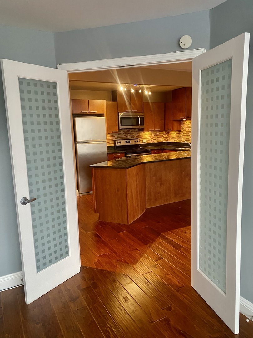 3930 N Pine Grove Avenue #514, Chicago, IL 60613