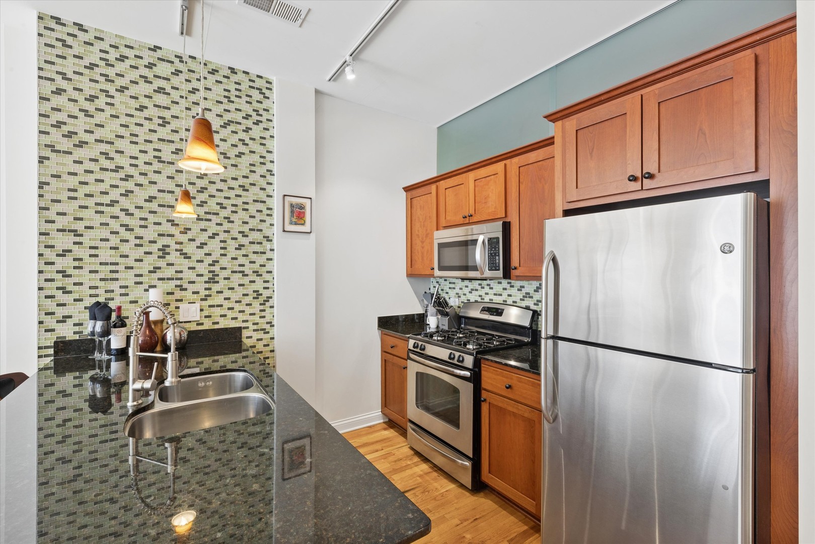 2025 S Indiana Avenue #209, Chicago, IL 60616