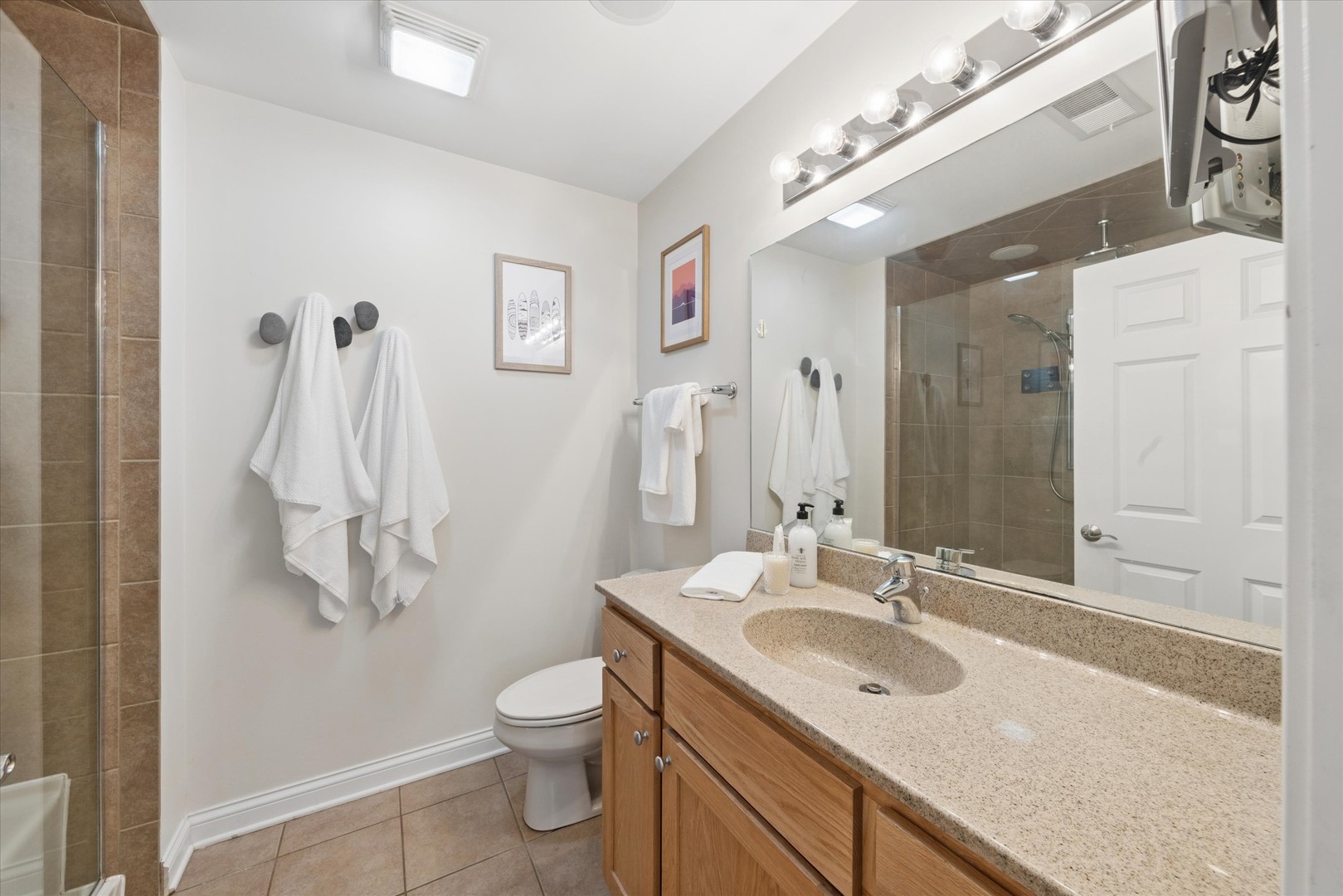 2025 S Indiana Avenue #209, Chicago, IL 60616