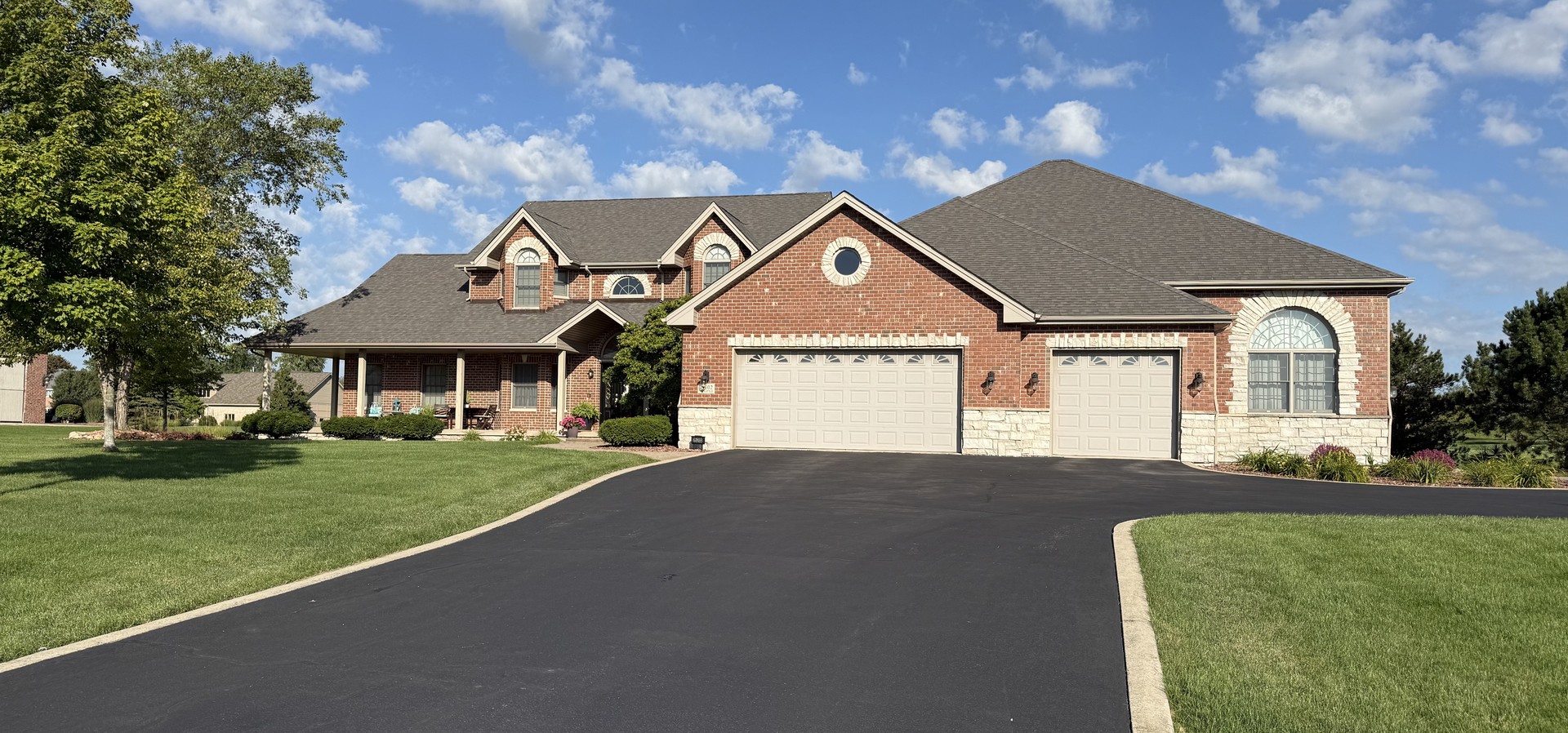 25202 S Doolittle Drive, Monee, IL 60449