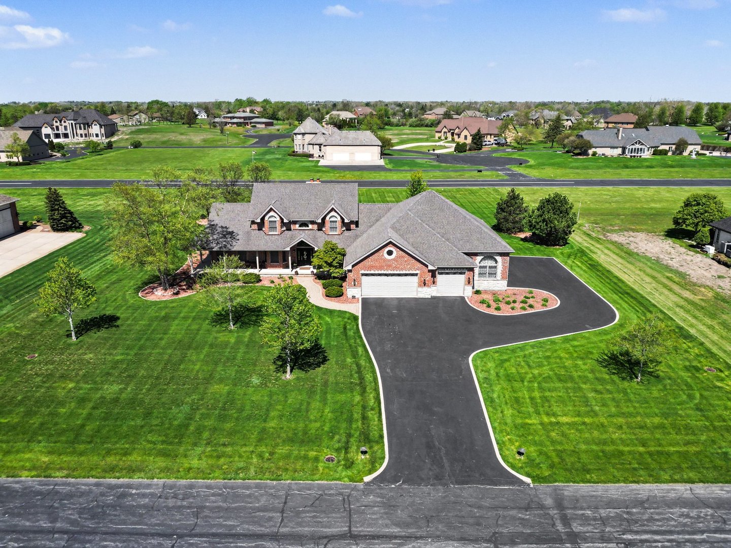 25202 S Doolittle Drive, Monee, IL 60449