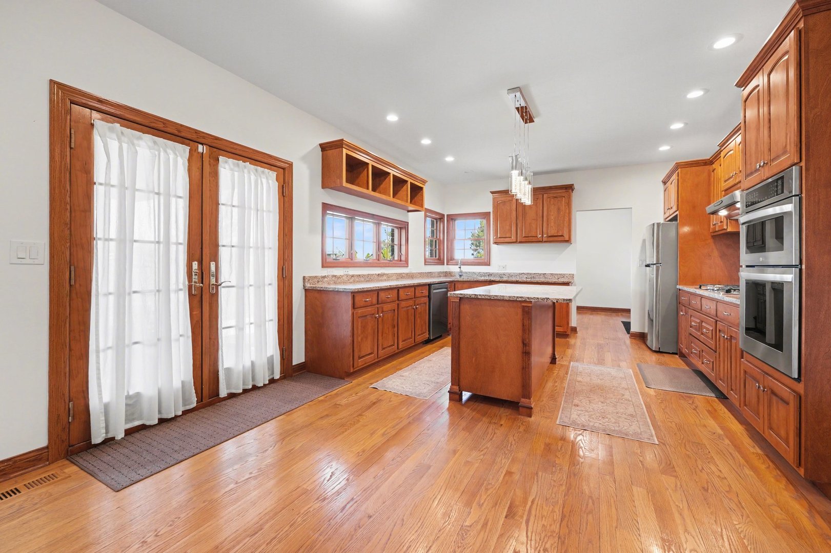 25202 S Doolittle Drive, Monee, IL 60449