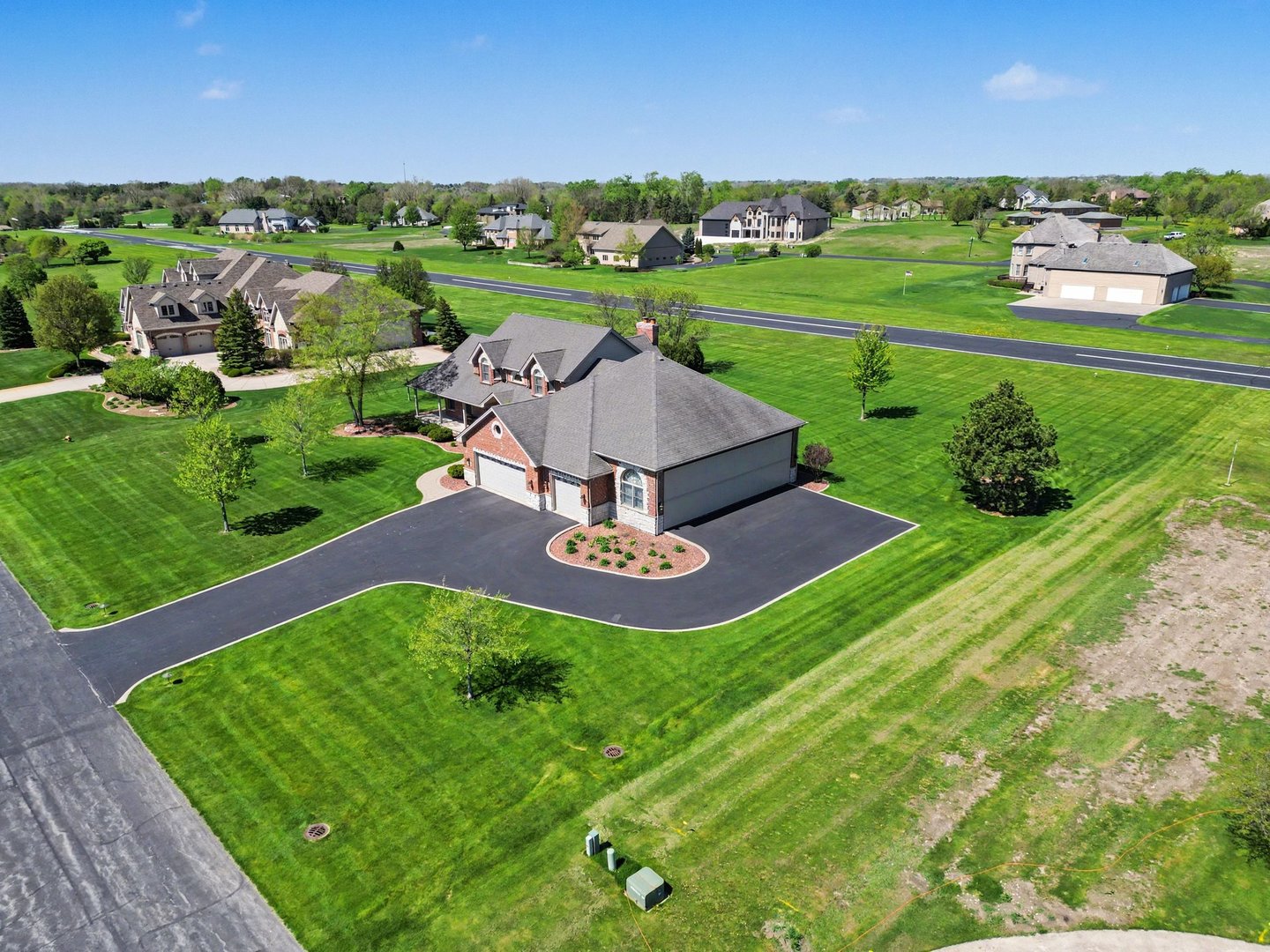 25202 S Doolittle Drive, Monee, IL 60449