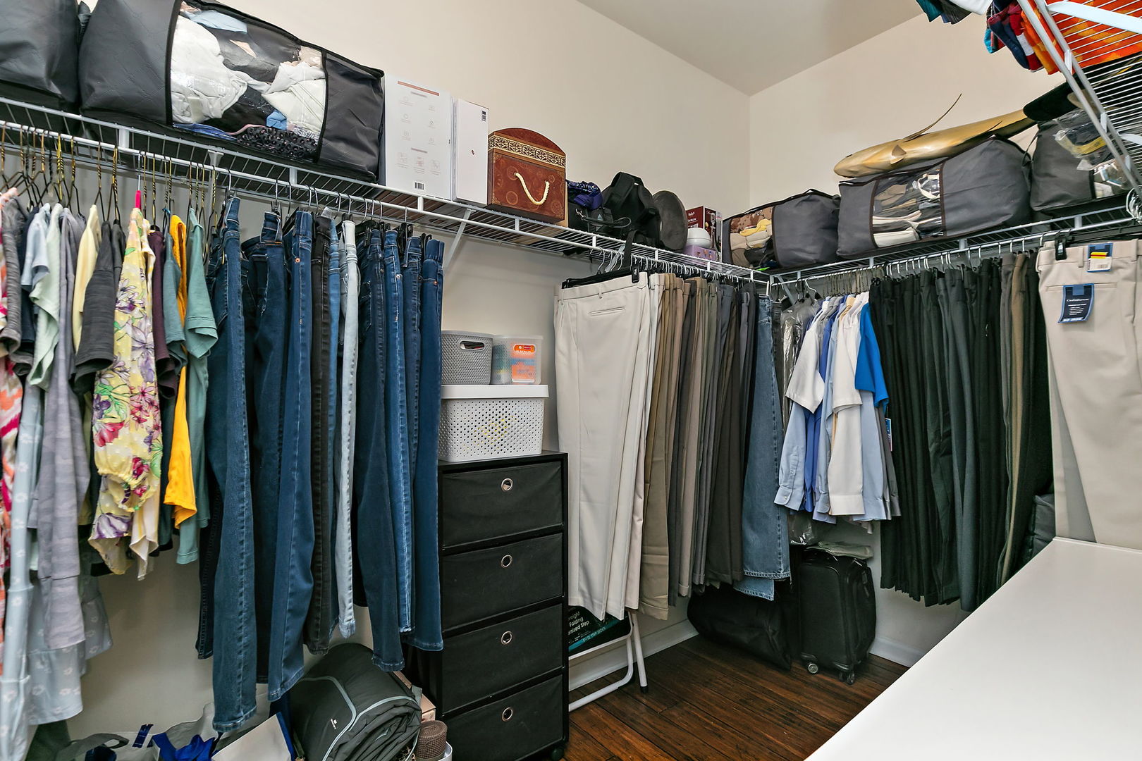 2744 MOUTRAY Lane, North Aurora, IL 60542