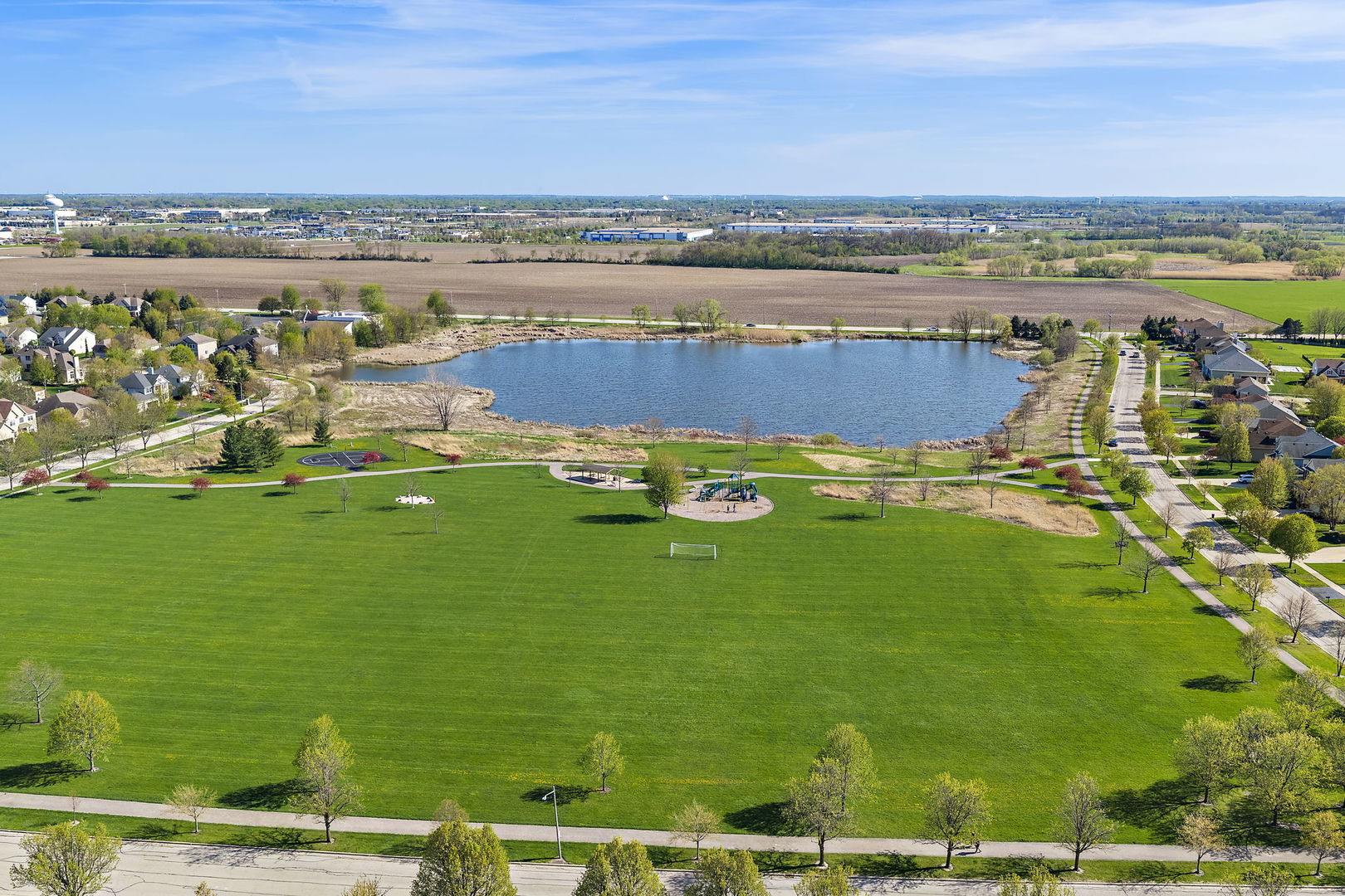 2744 MOUTRAY Lane, North Aurora, IL 60542