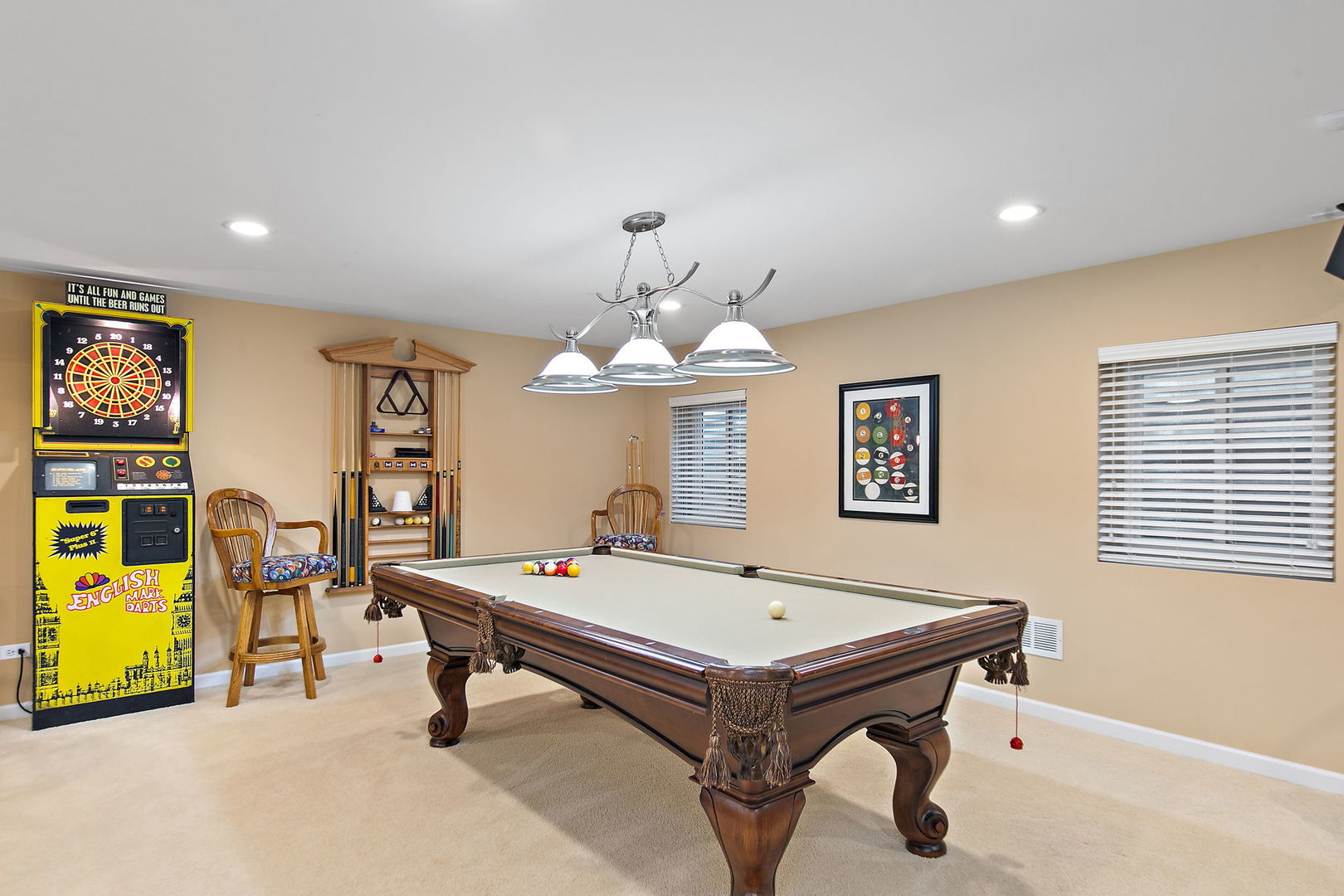 2744 MOUTRAY Lane, North Aurora, IL 60542