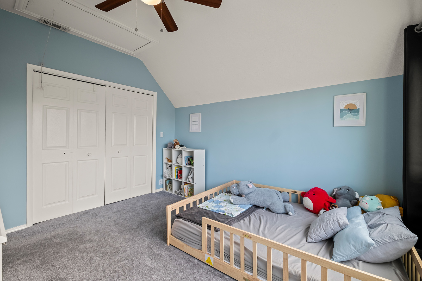 4317 W Shakespeare Avenue, Chicago, IL 60639
