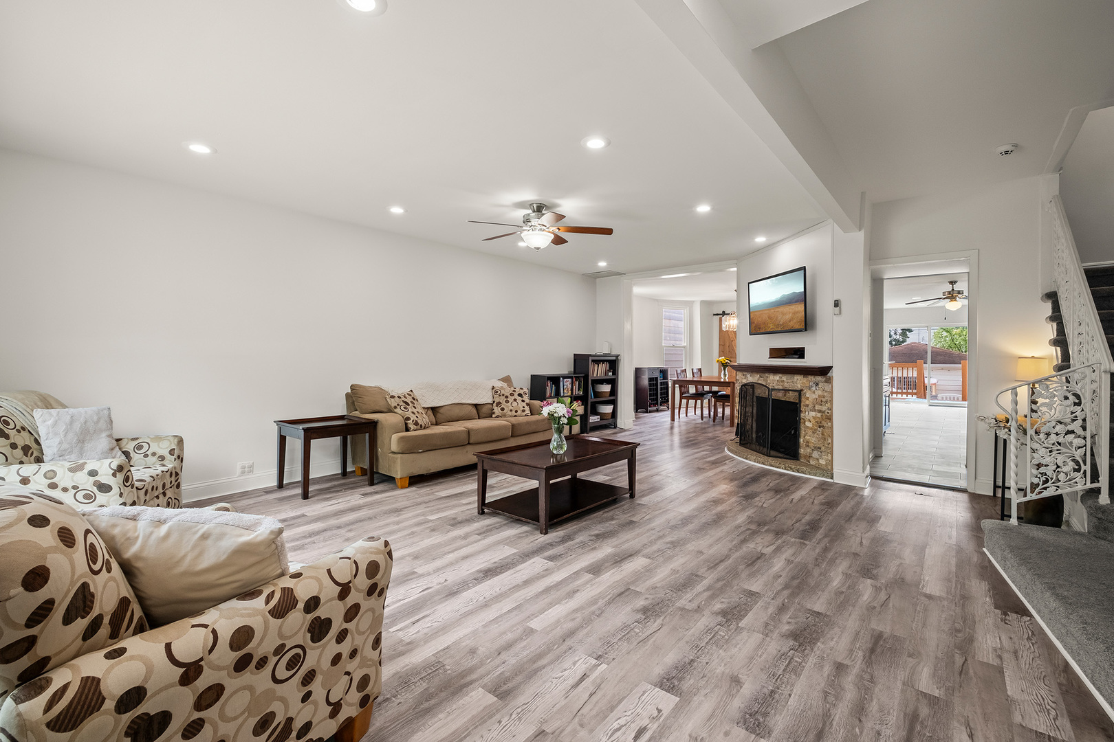 4317 W Shakespeare Avenue, Chicago, IL 60639