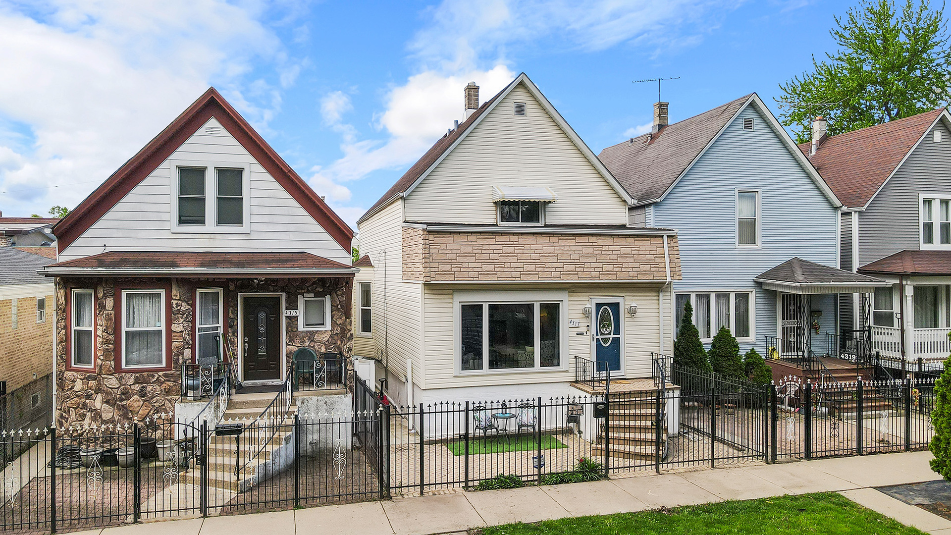 4317 W Shakespeare Avenue, Chicago, IL 60639