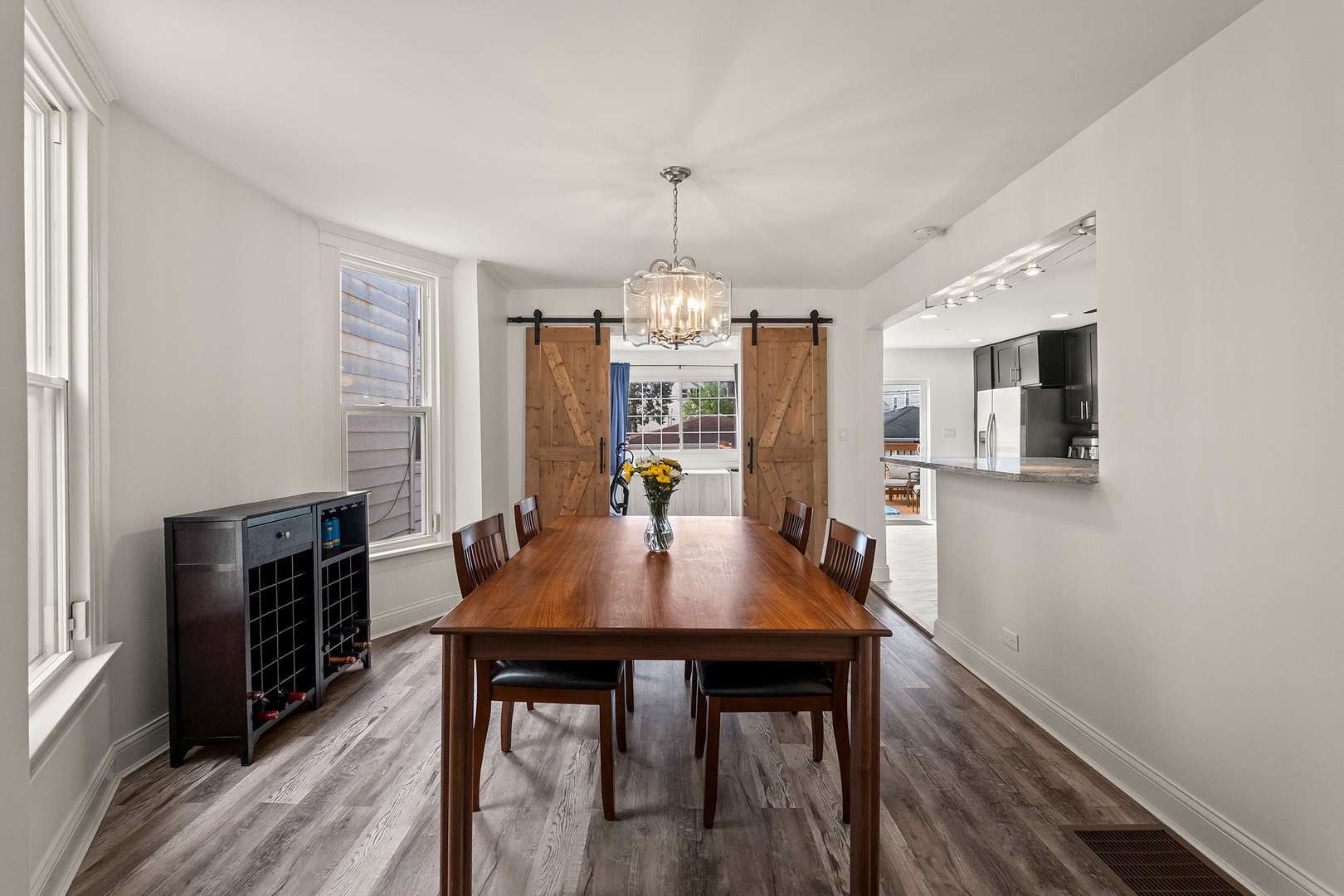 4317 W Shakespeare Avenue, Chicago, IL 60639