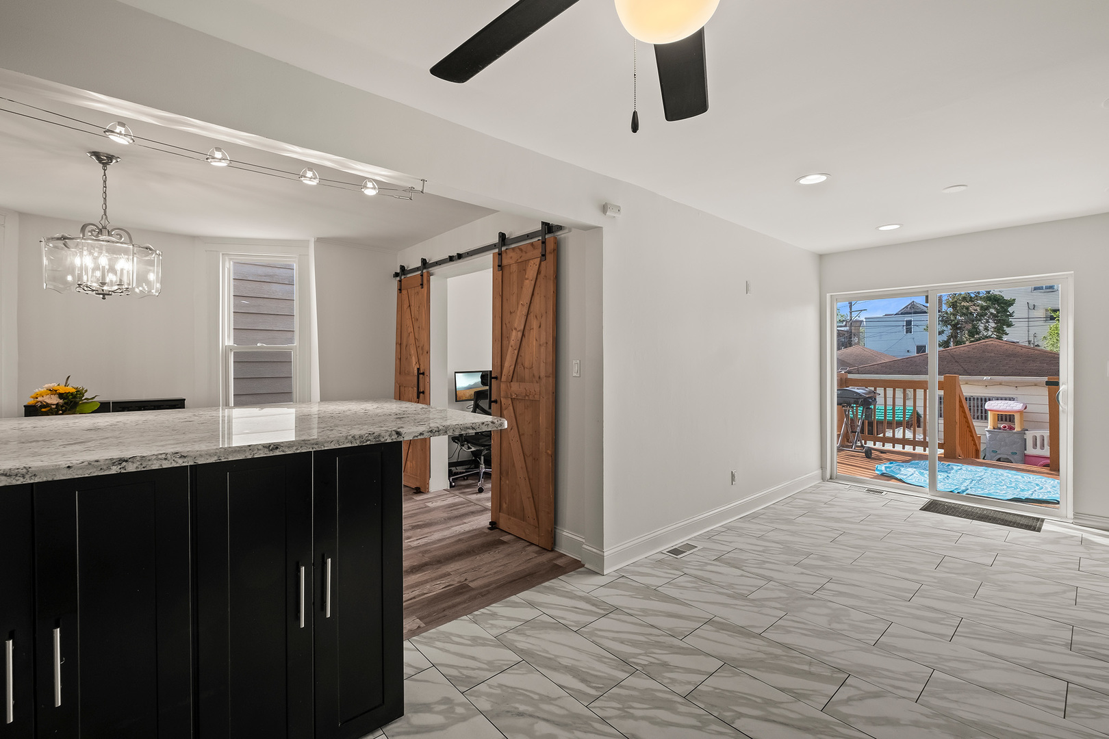4317 W Shakespeare Avenue, Chicago, IL 60639