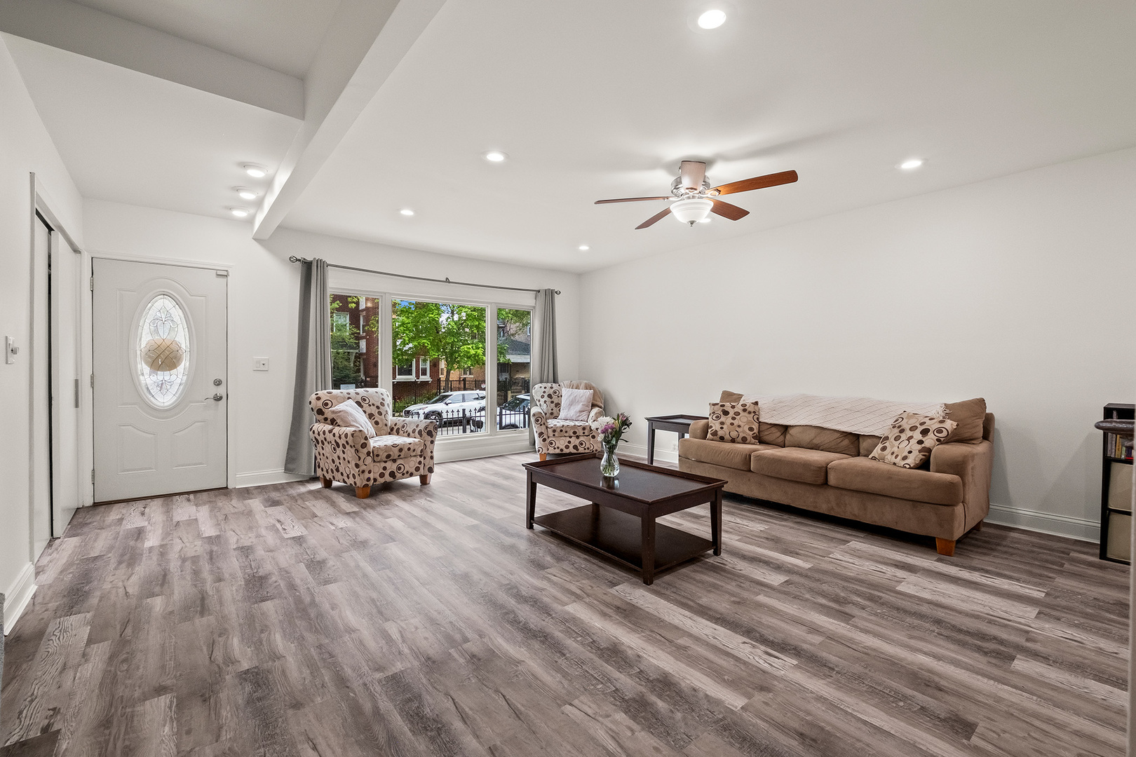 4317 W Shakespeare Avenue, Chicago, IL 60639